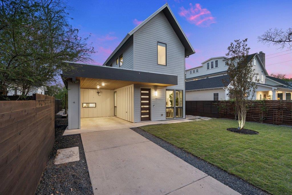 1605 Willow St # A, Austin, TX 78702