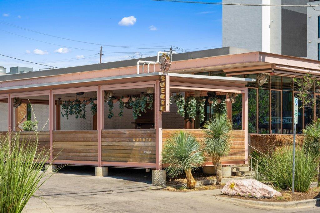 1605 Willow St # A, Austin, TX 78702