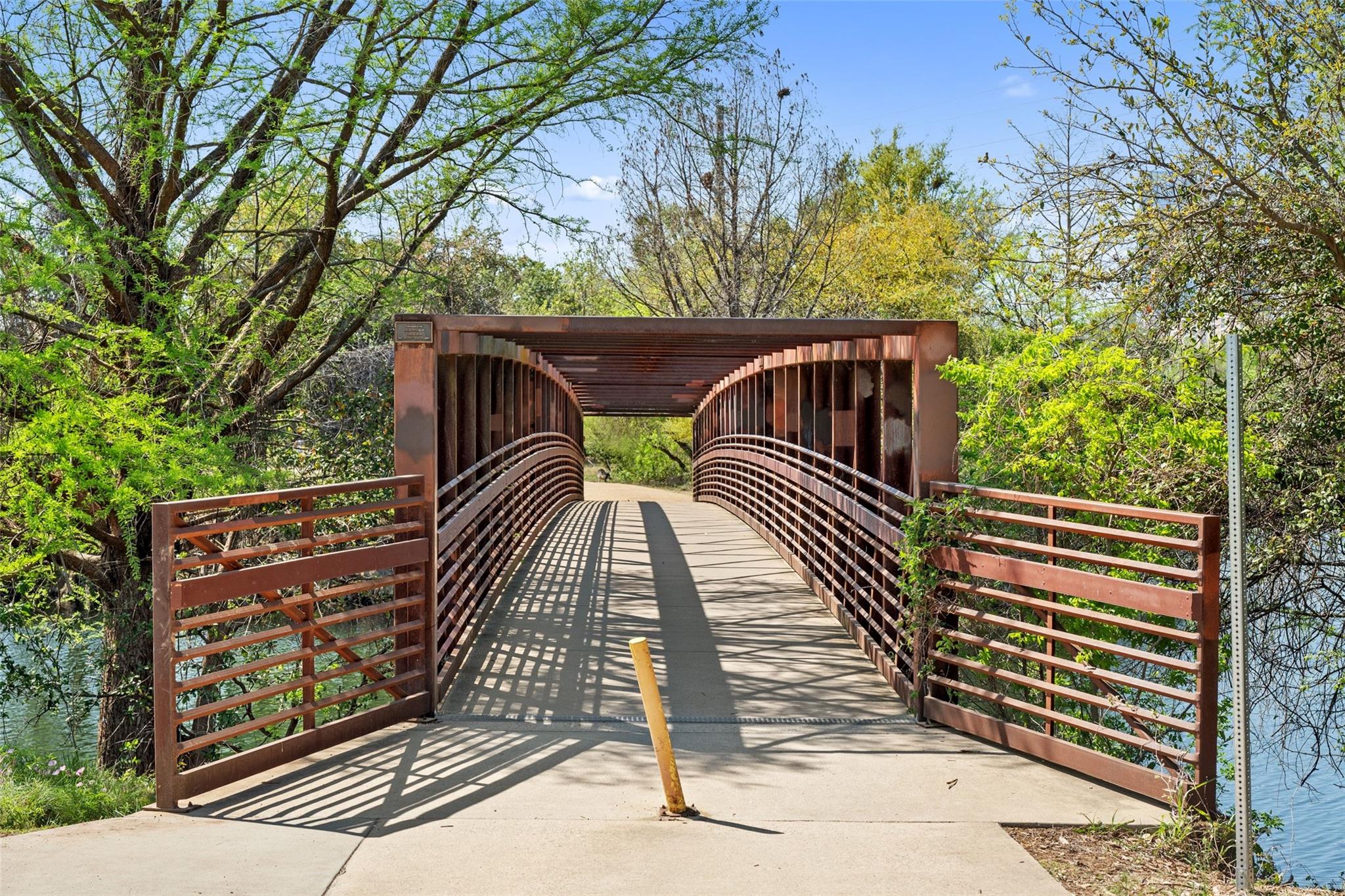 1605 Willow St # A, Austin, TX 78702