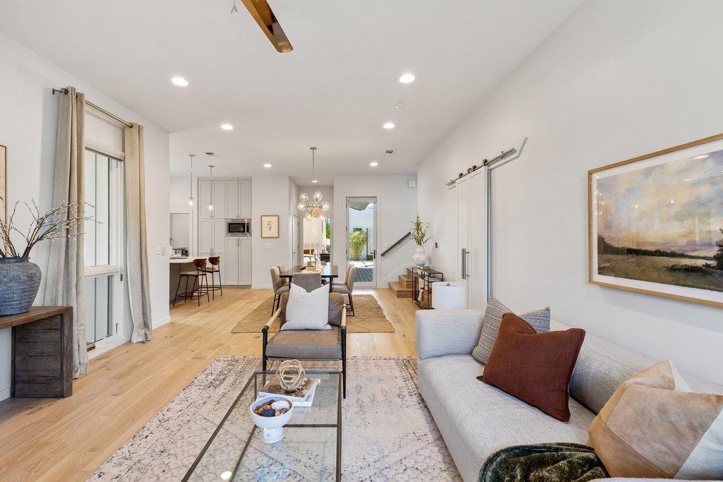 1605 Willow St # A, Austin, TX 78702