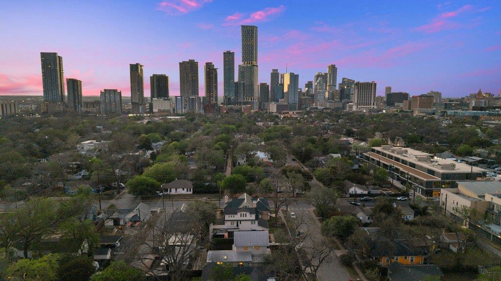 1605 Willow St # A, Austin, TX 78702