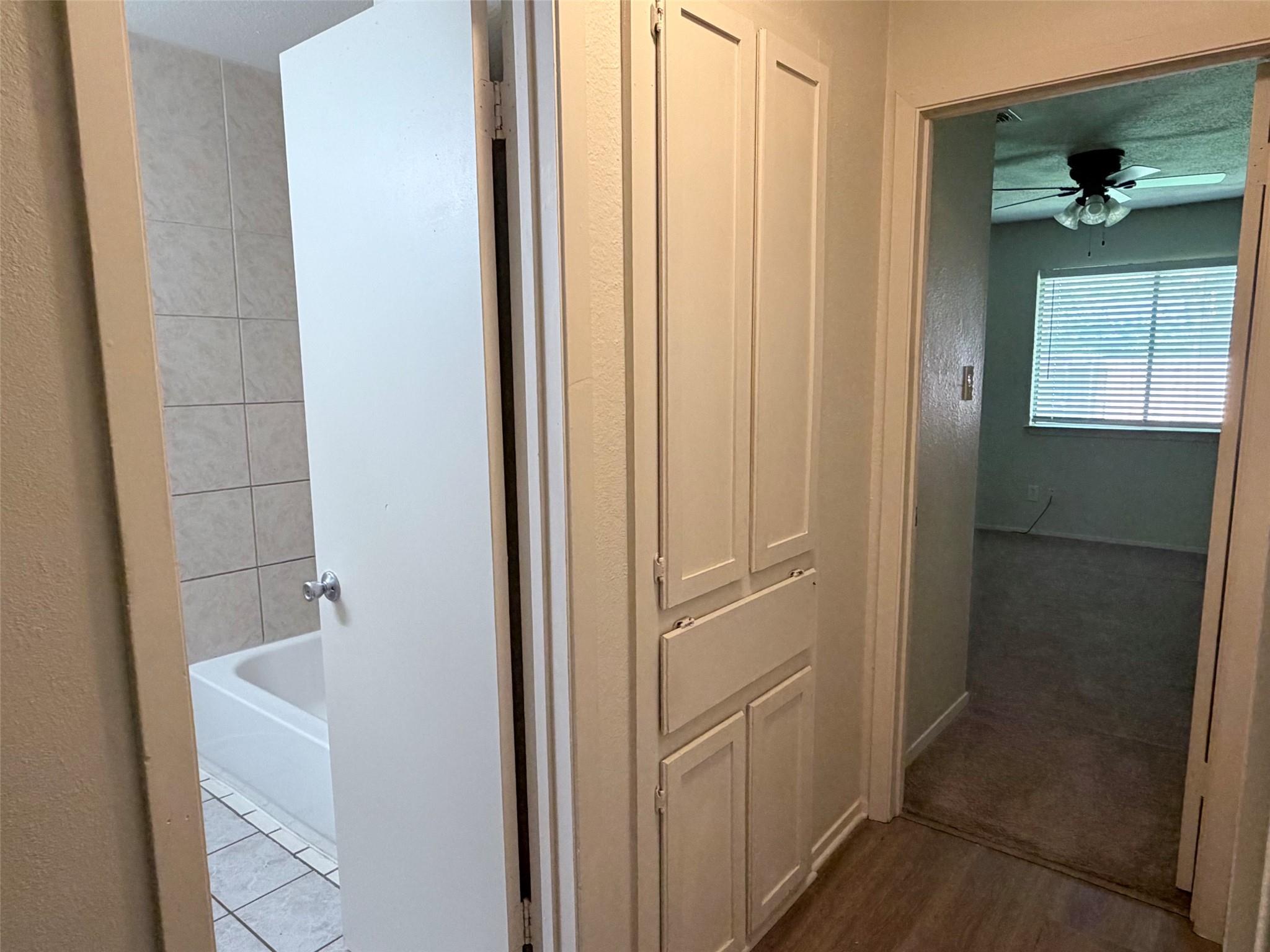 410 LINDEN St # B, Bastrop, TX 78602