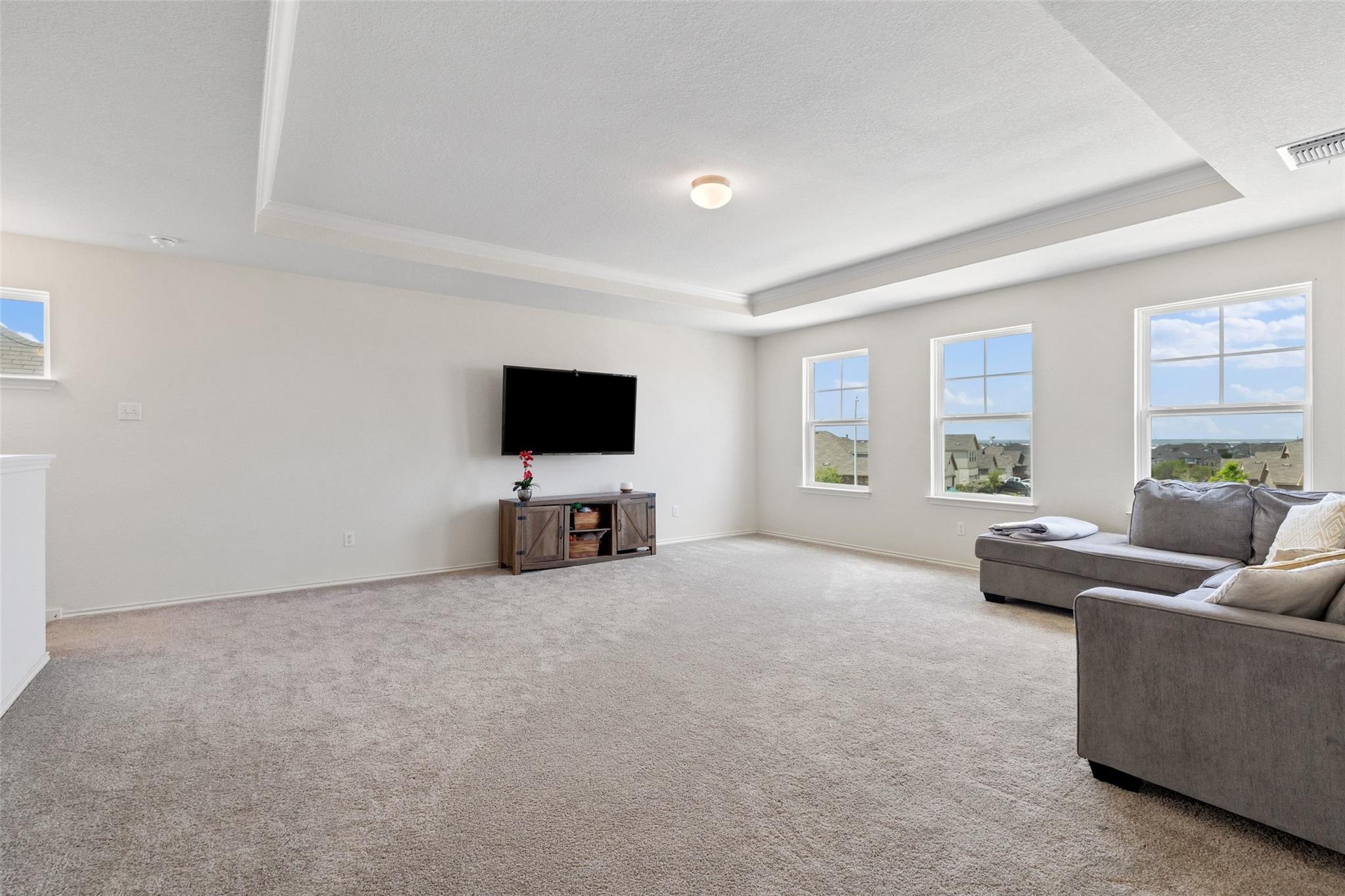 290 Bayberry Cir, Buda, TX 78610