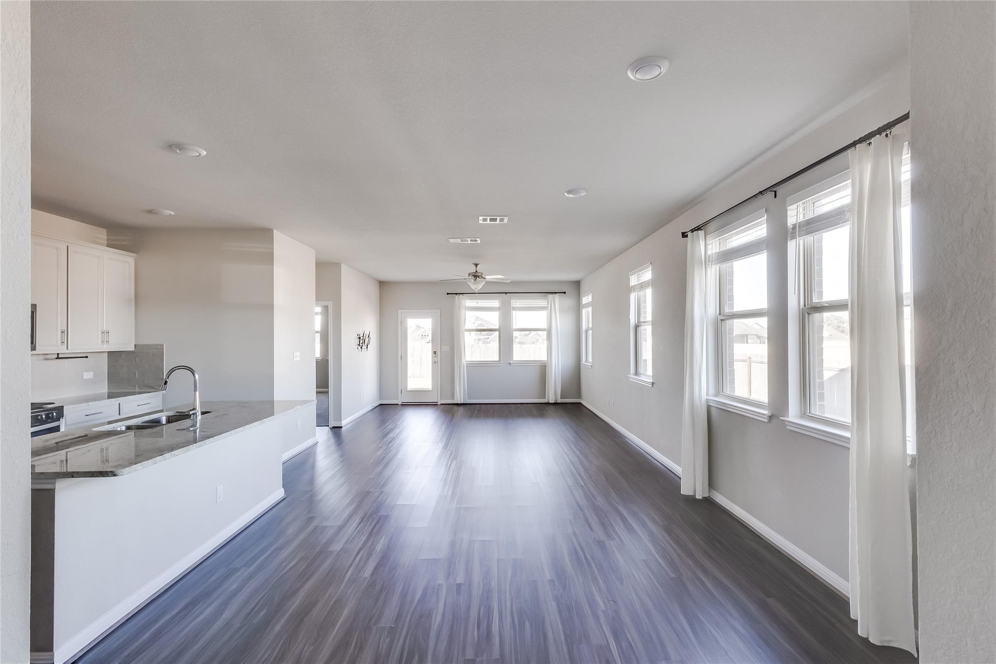 204 Mountain Valley St, Georgetown, TX 78628