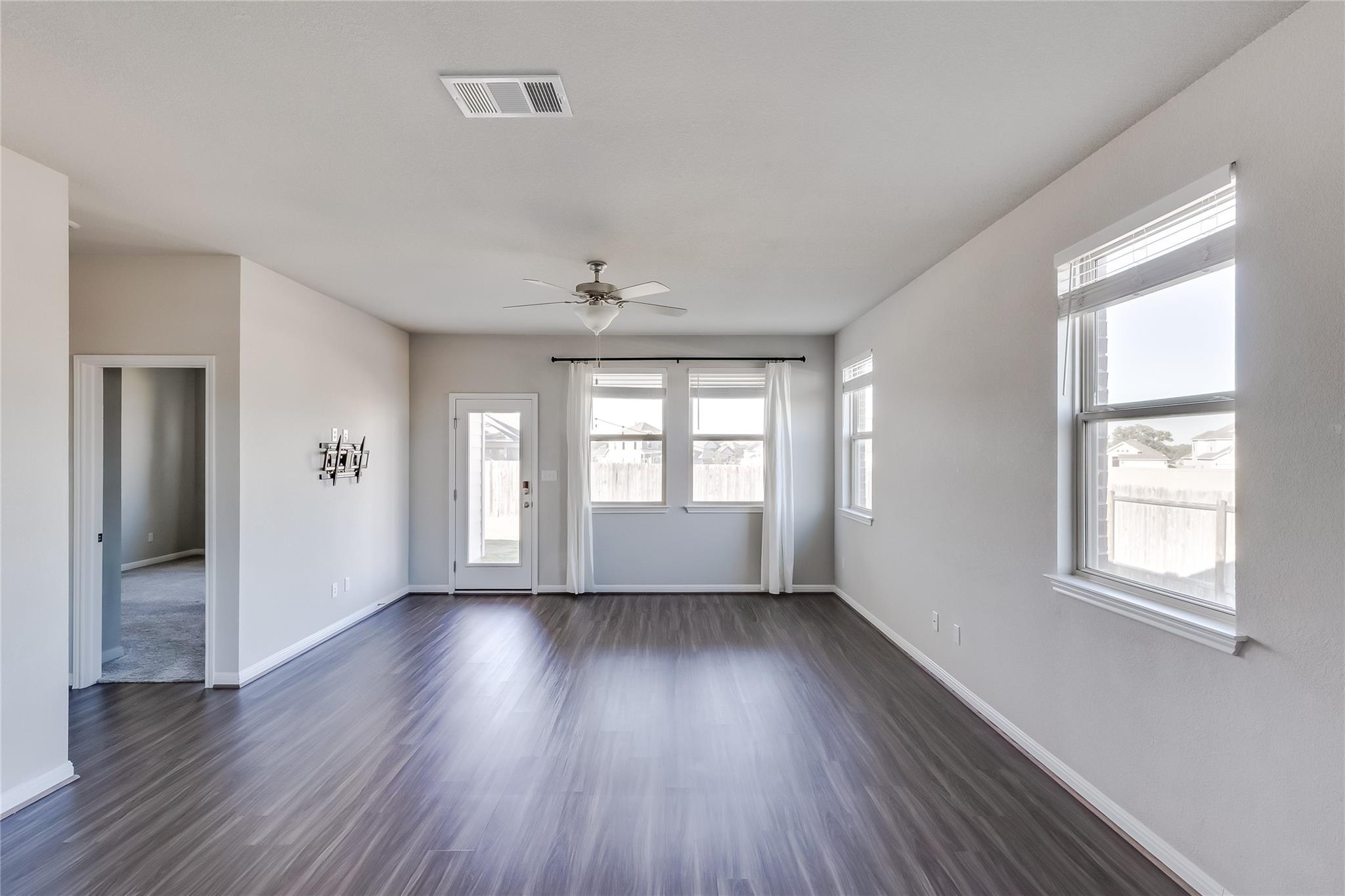 204 Mountain Valley St, Georgetown, TX 78628