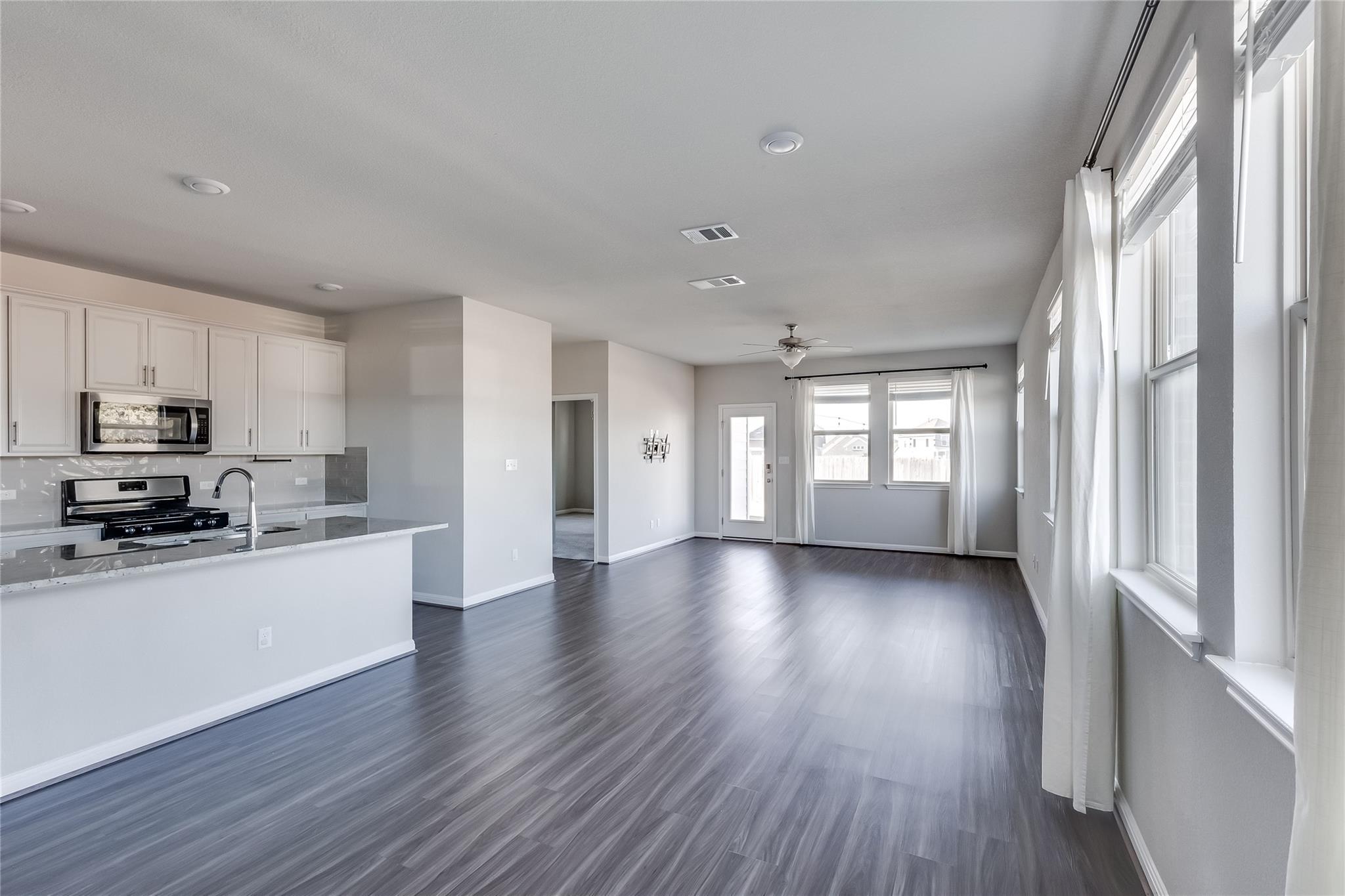 204 Mountain Valley St, Georgetown, TX 78628