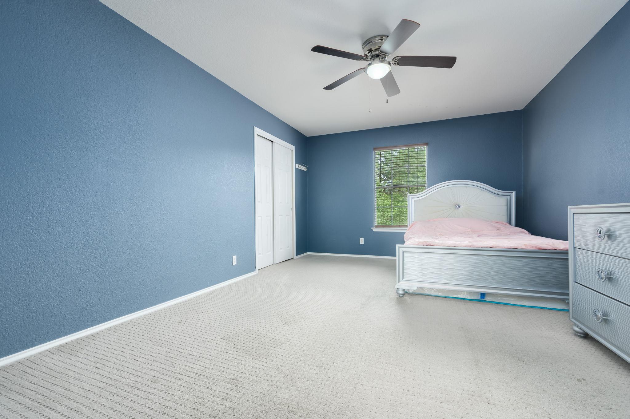 207 Presidio Dr, Leander, TX 78641