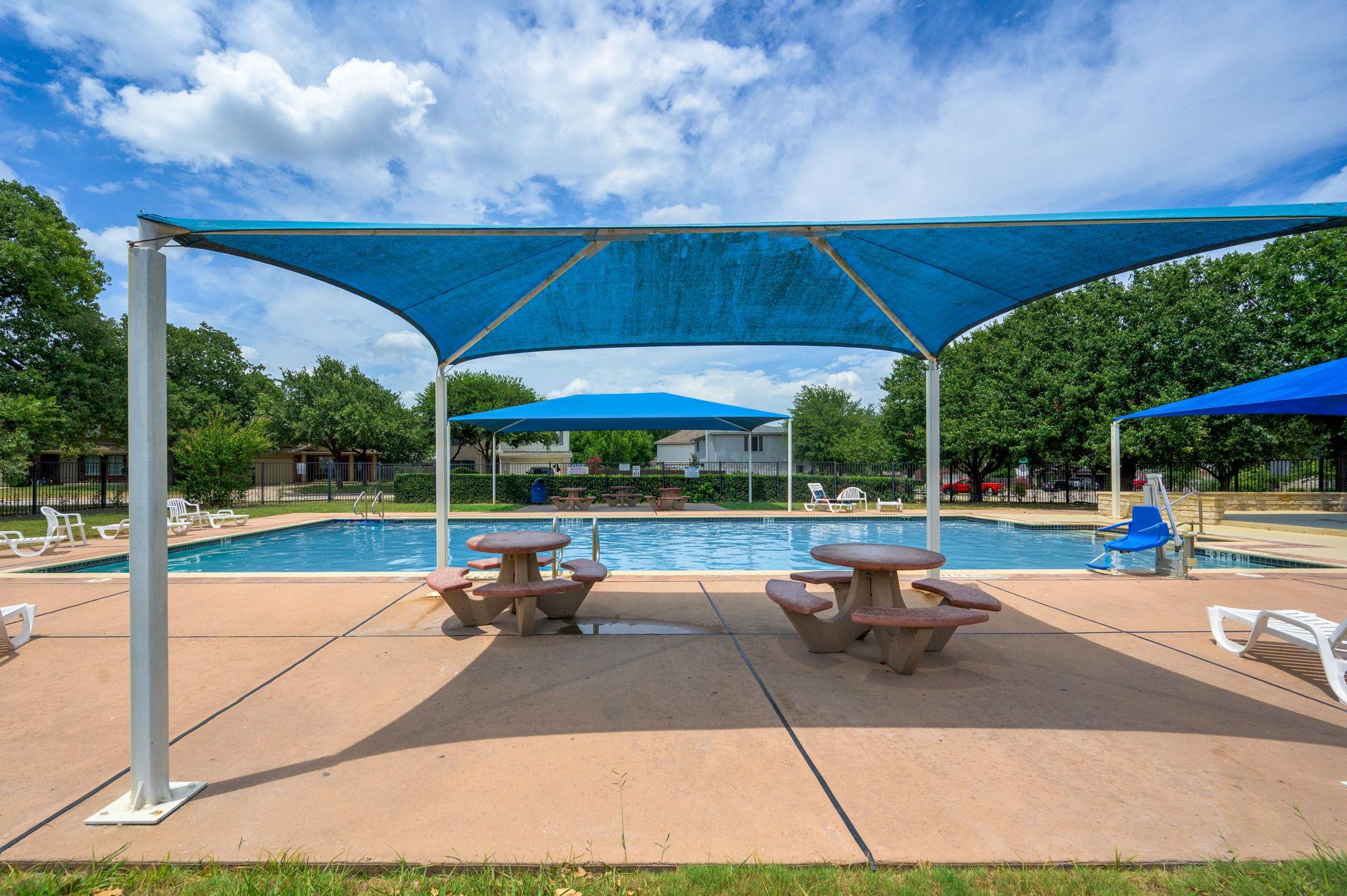 207 Presidio Dr, Leander, TX 78641