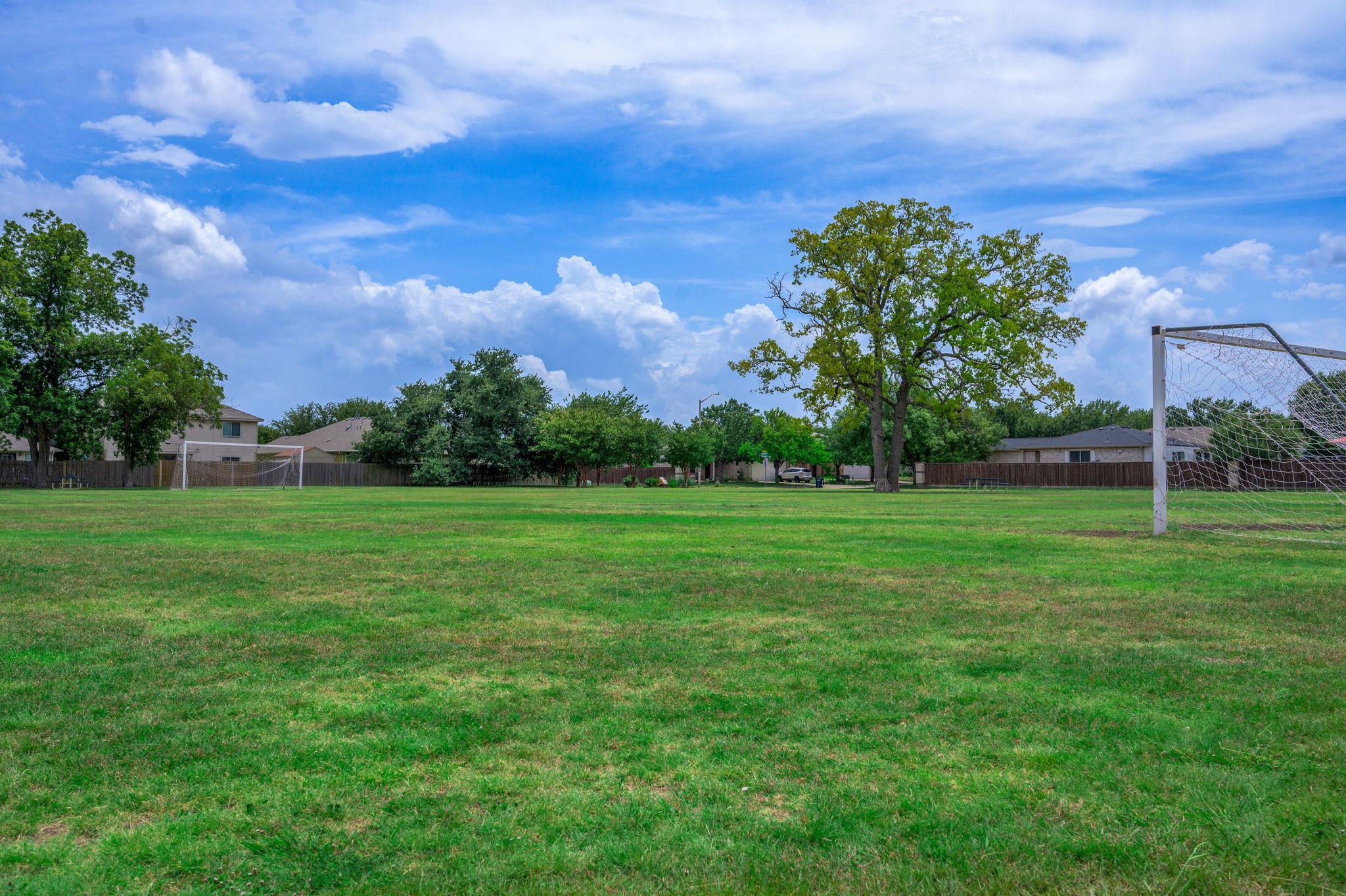 207 Presidio Dr, Leander, TX 78641