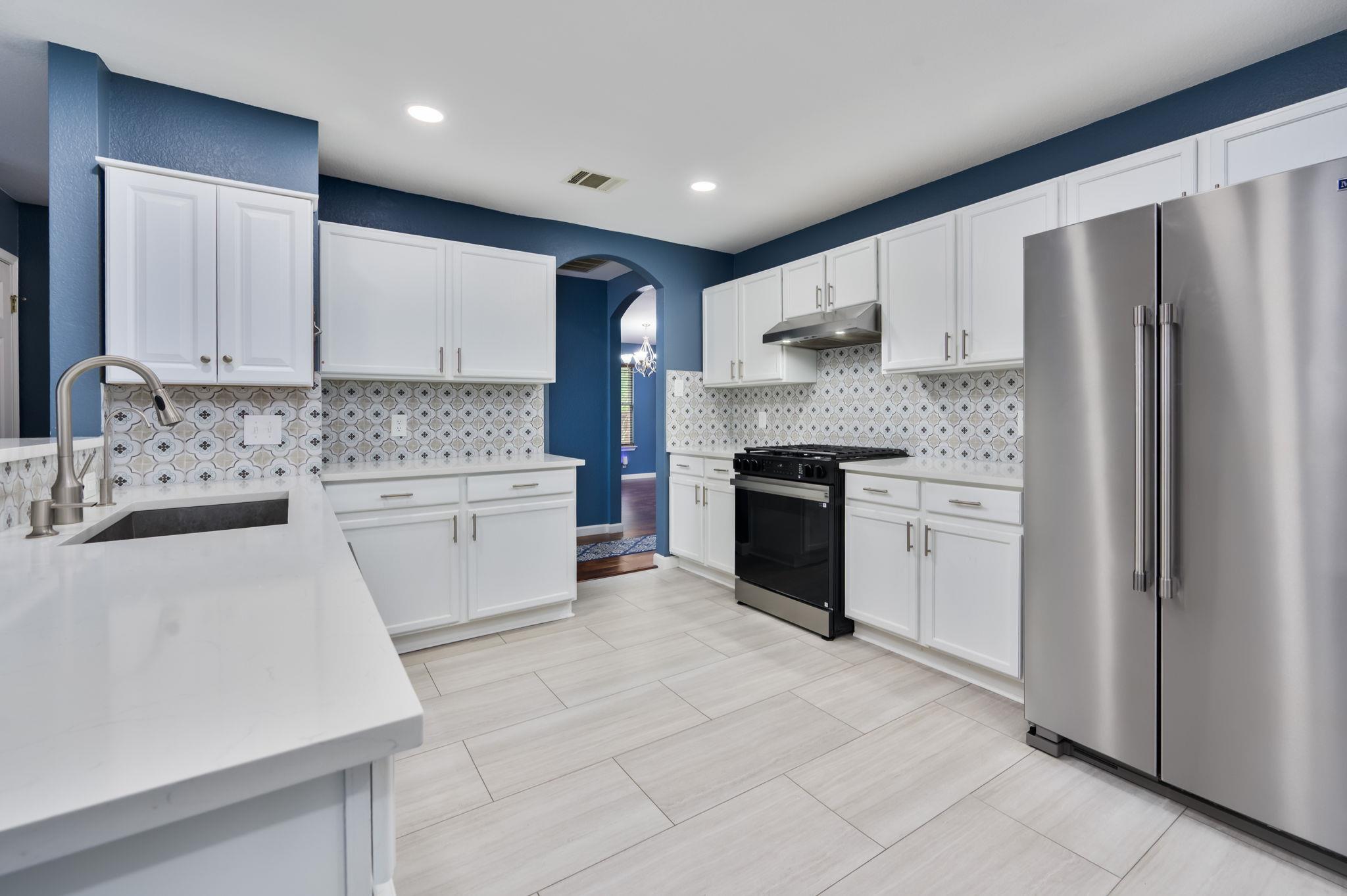 207 Presidio Dr, Leander, TX 78641