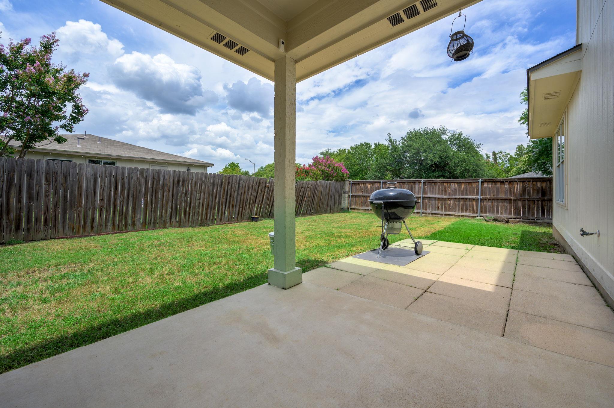 207 Presidio Dr, Leander, TX 78641