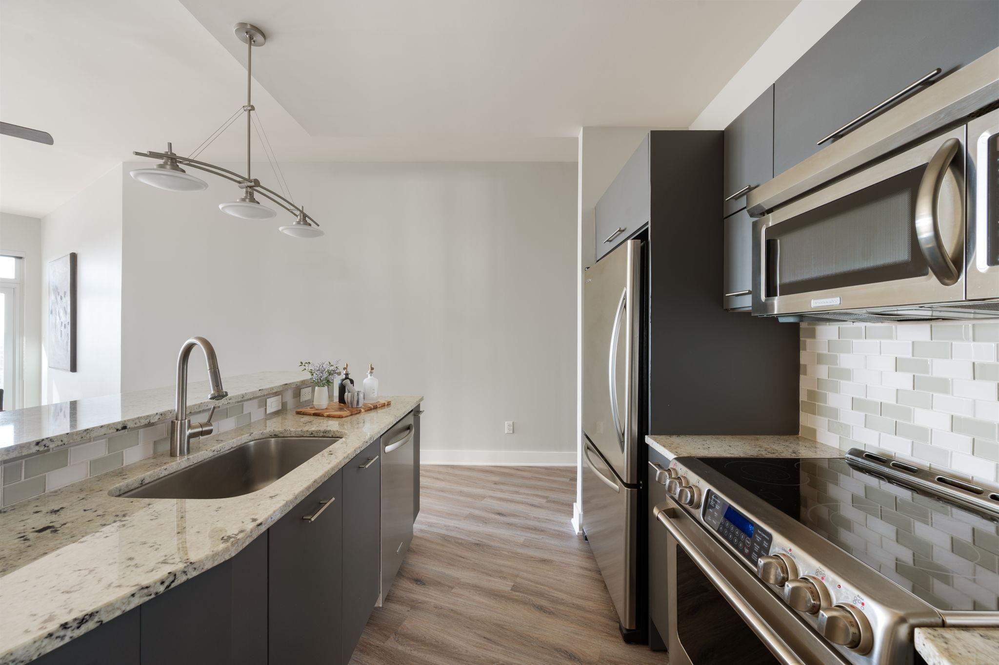 603 Davis St # 2009, Austin, TX 78701