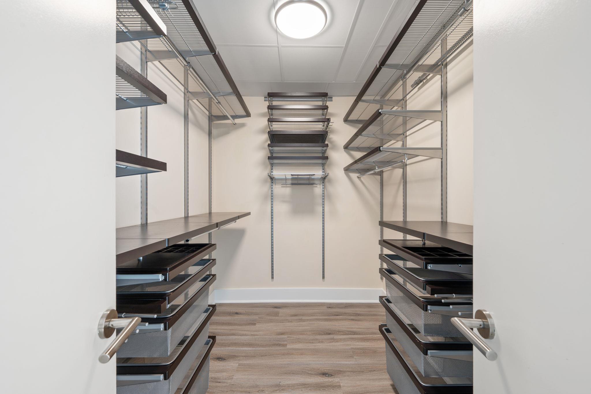 603 Davis St # 2009, Austin, TX 78701