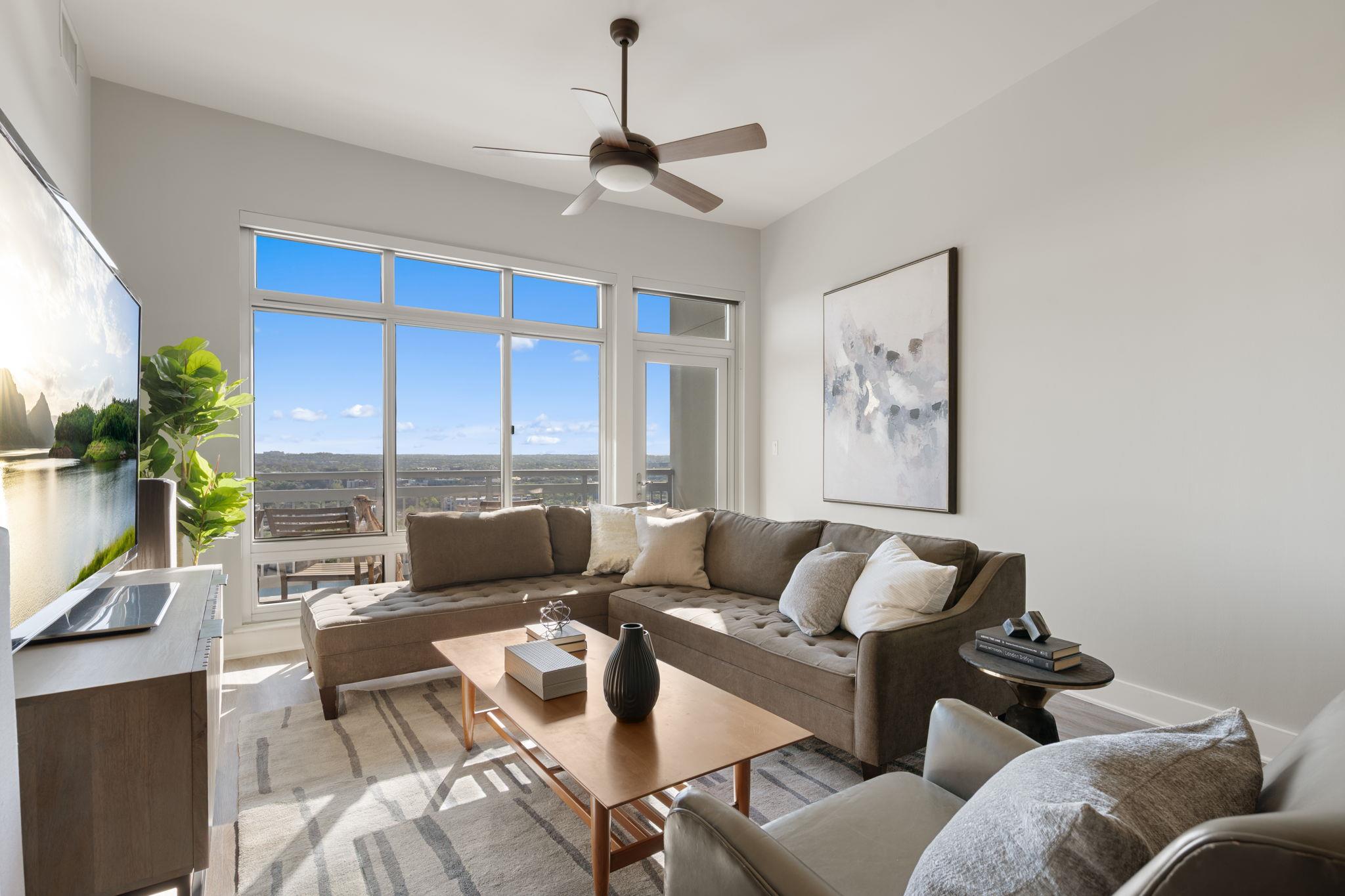 603 Davis St # 2009, Austin, TX 78701