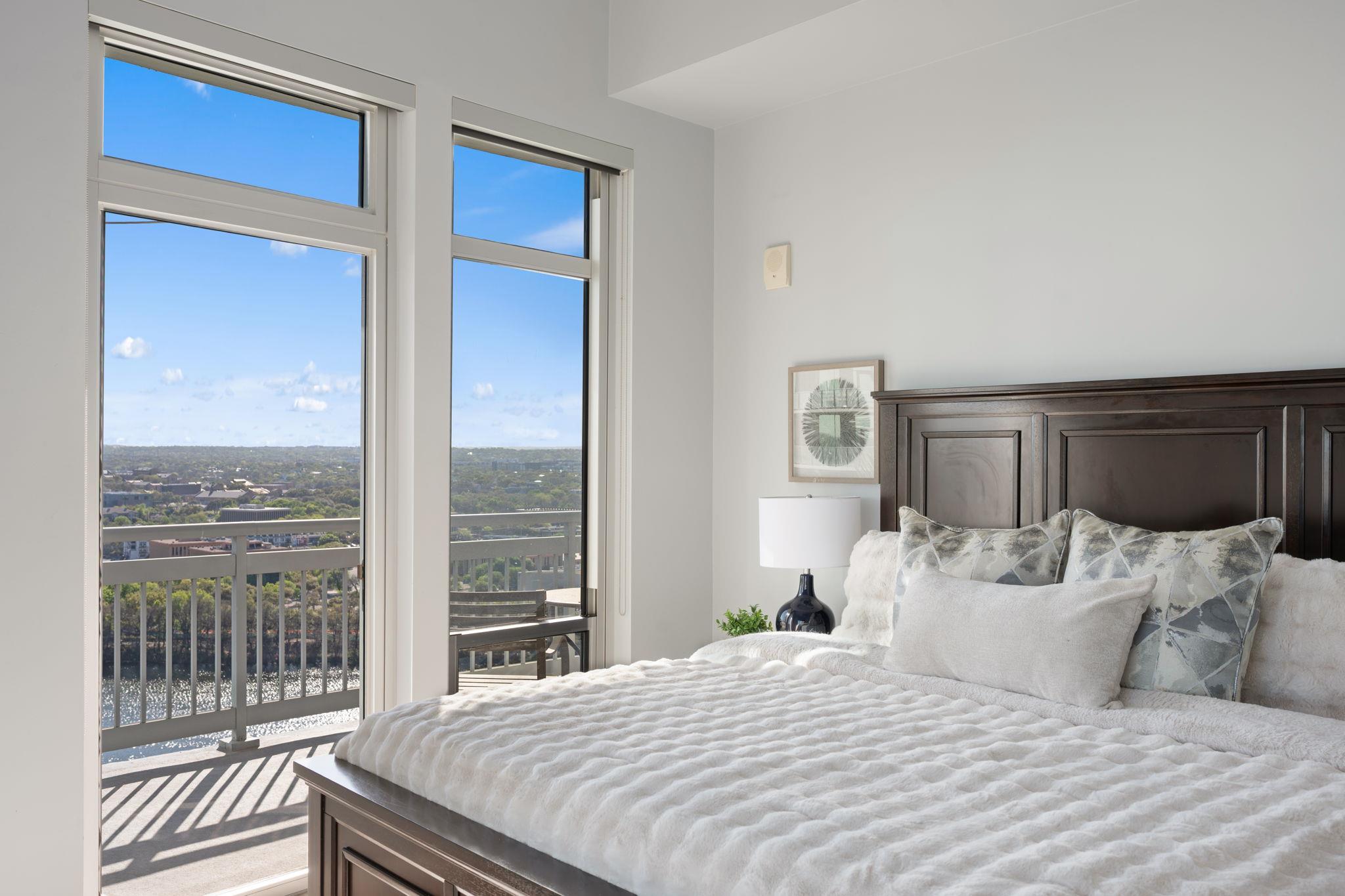 603 Davis St # 2009, Austin, TX 78701