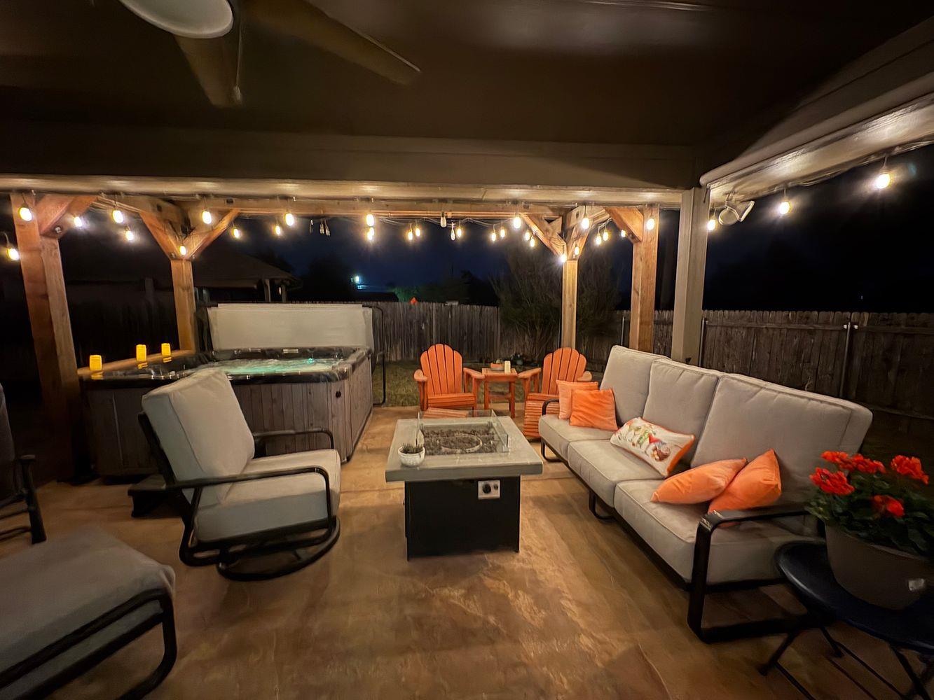 296 Still Hollow Crk, Buda, TX 78610