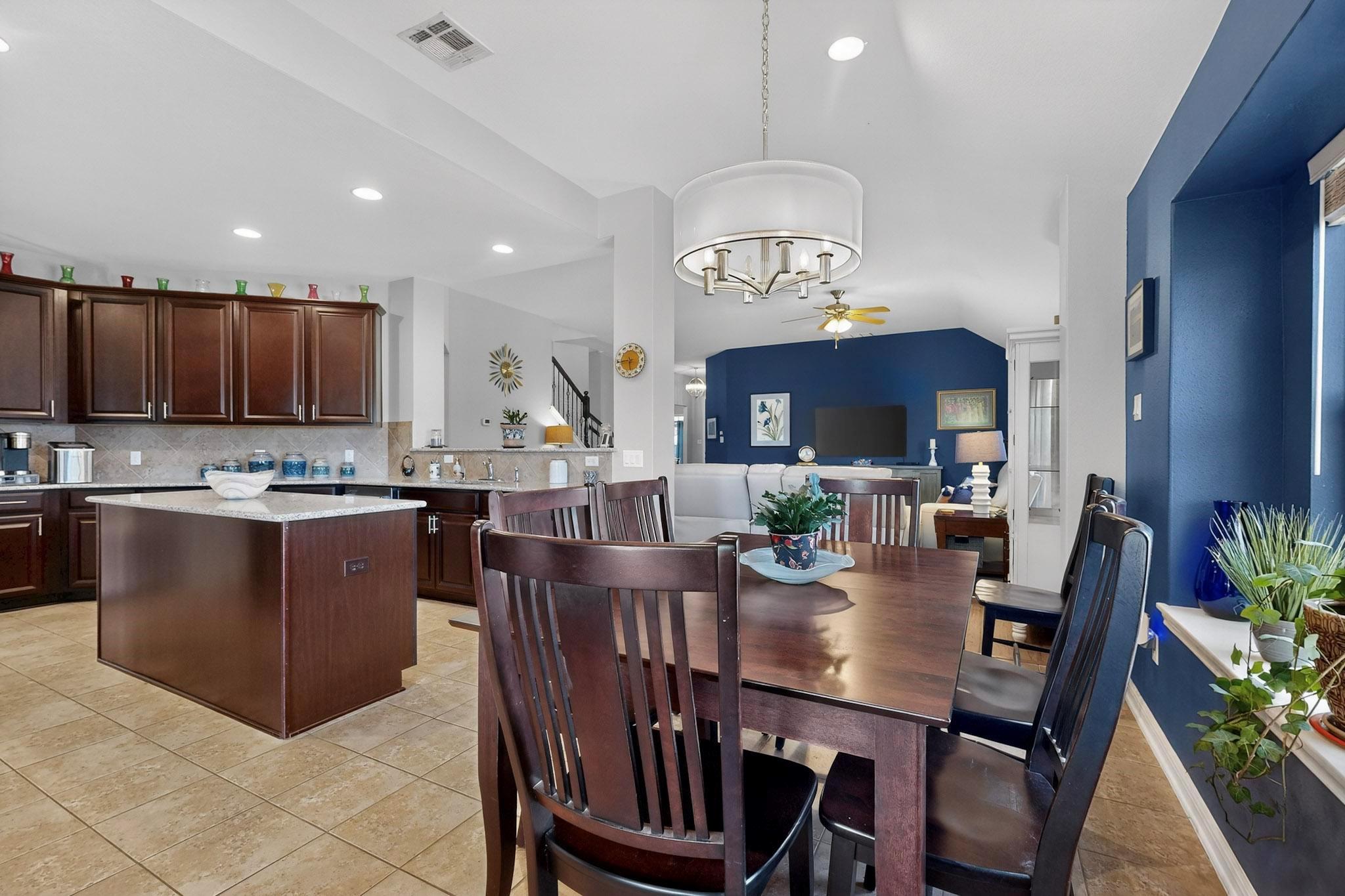 296 Still Hollow Crk, Buda, TX 78610