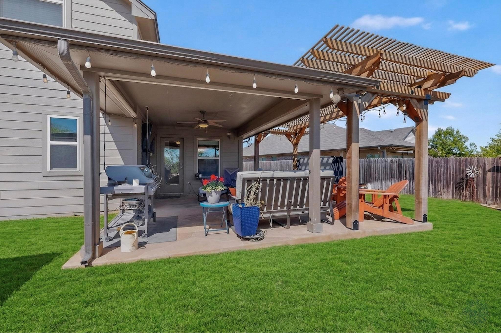 296 Still Hollow Crk, Buda, TX 78610