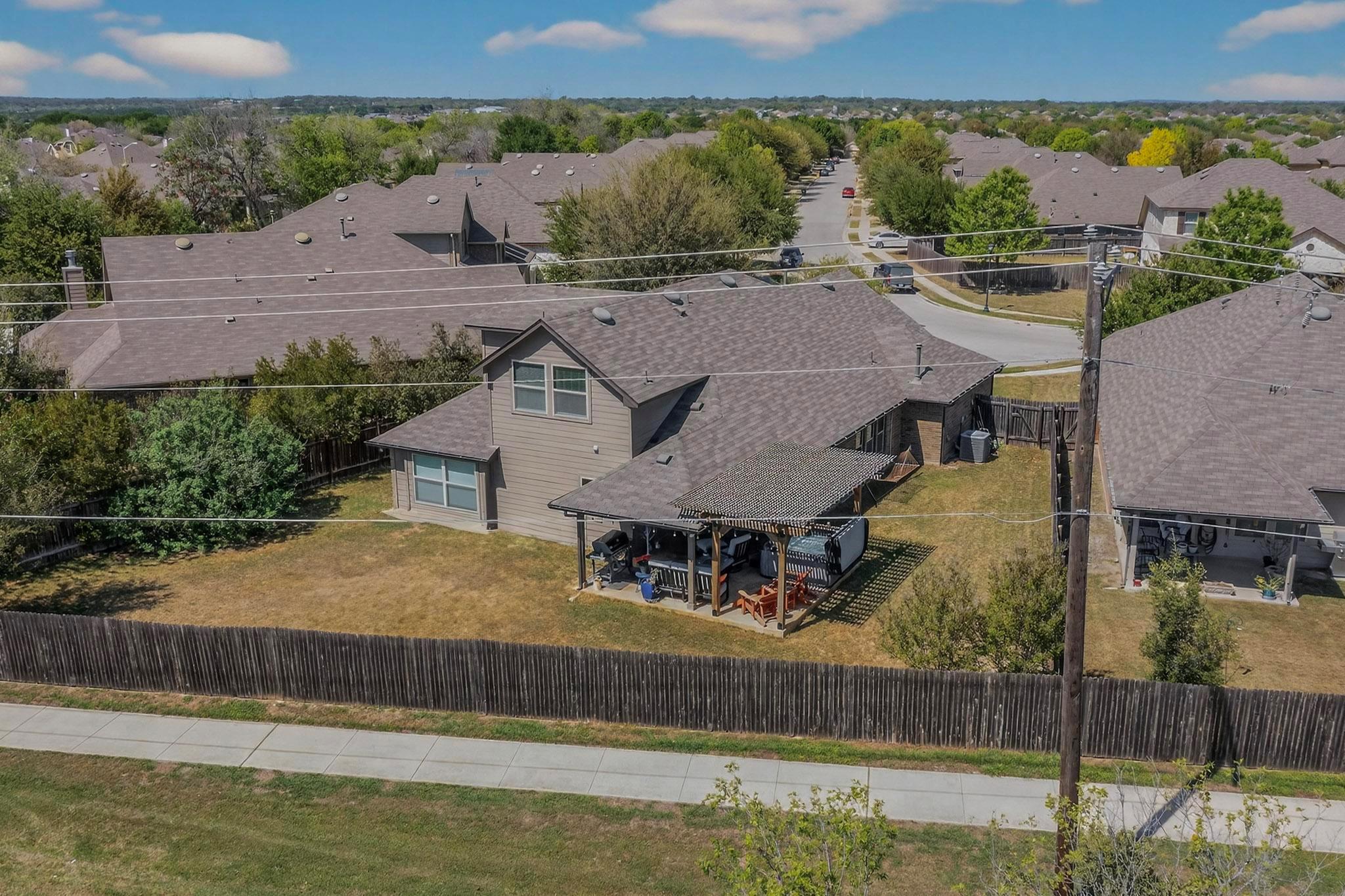 296 Still Hollow Crk, Buda, TX 78610