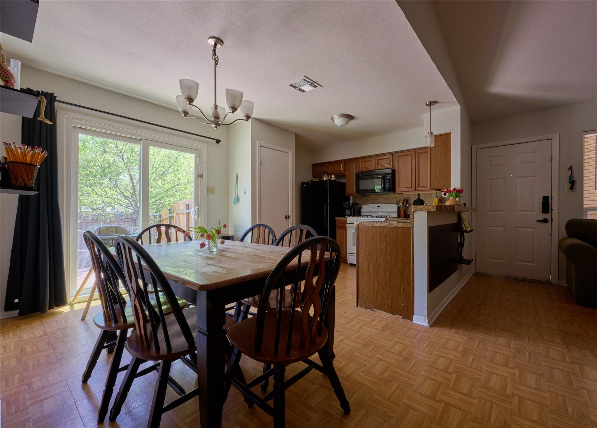 2003 Old West Pl, Round Rock, TX 78681