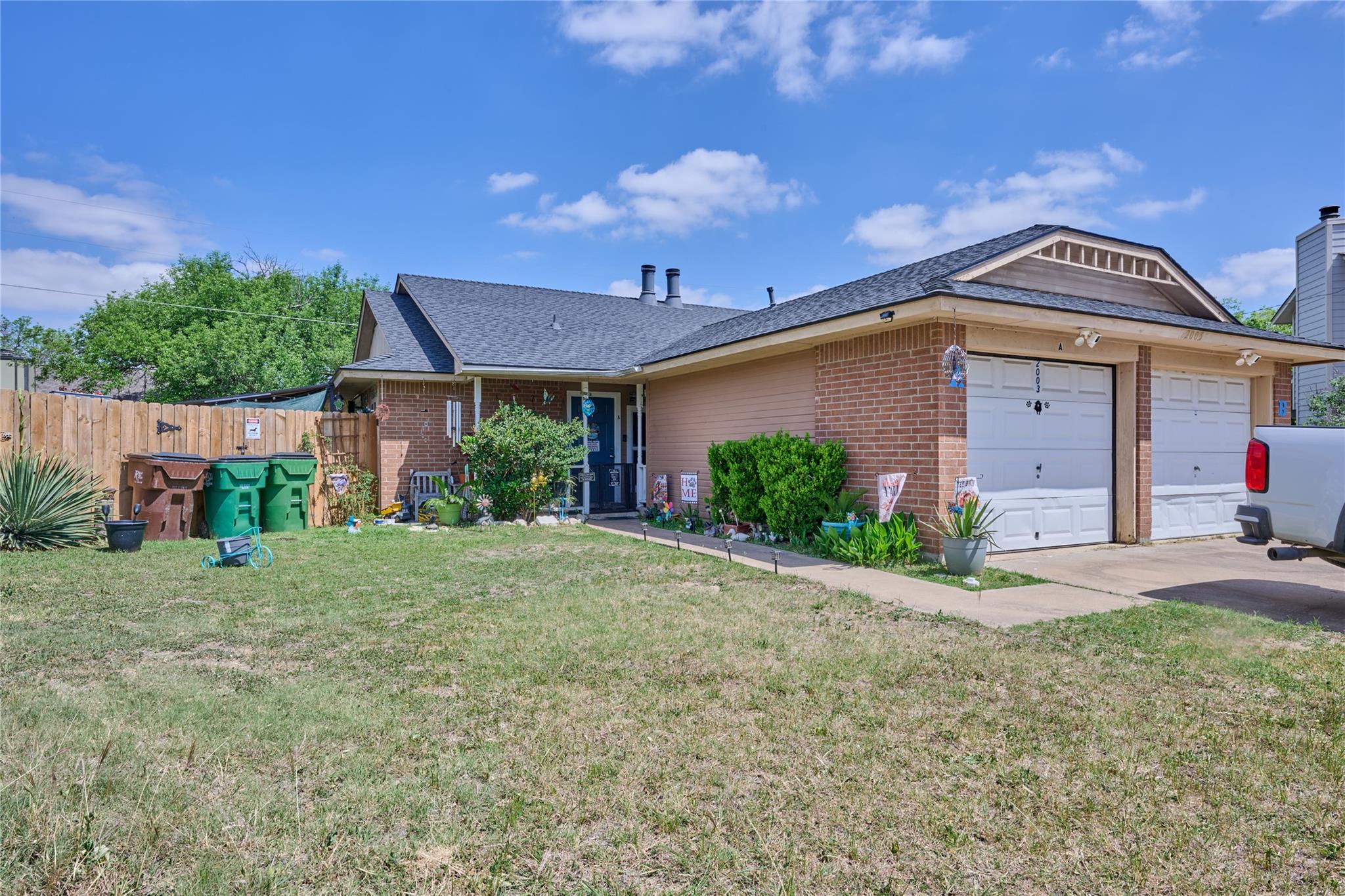 2003 Old West Pl, Round Rock, TX 78681