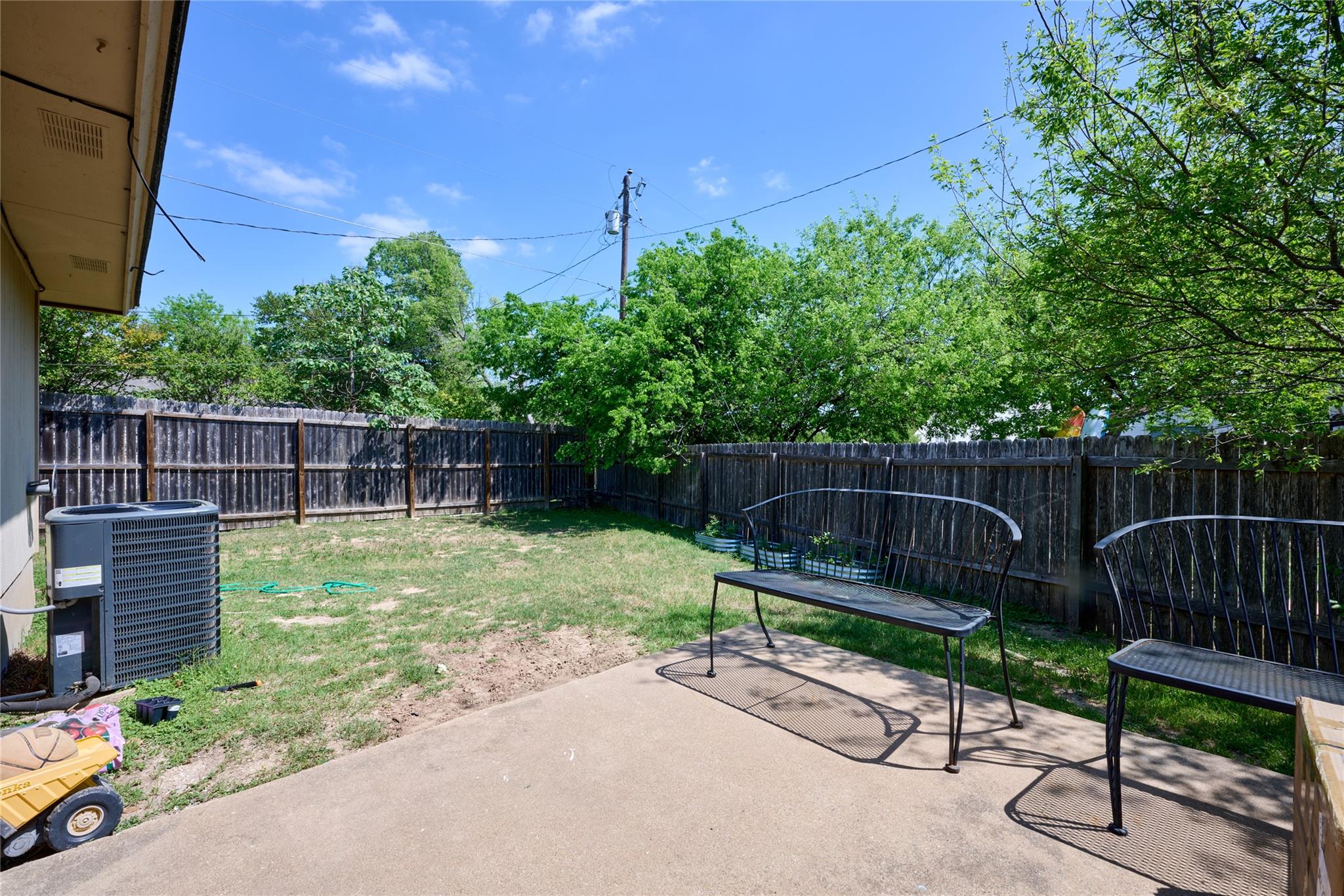 2003 Old West Pl, Round Rock, TX 78681
