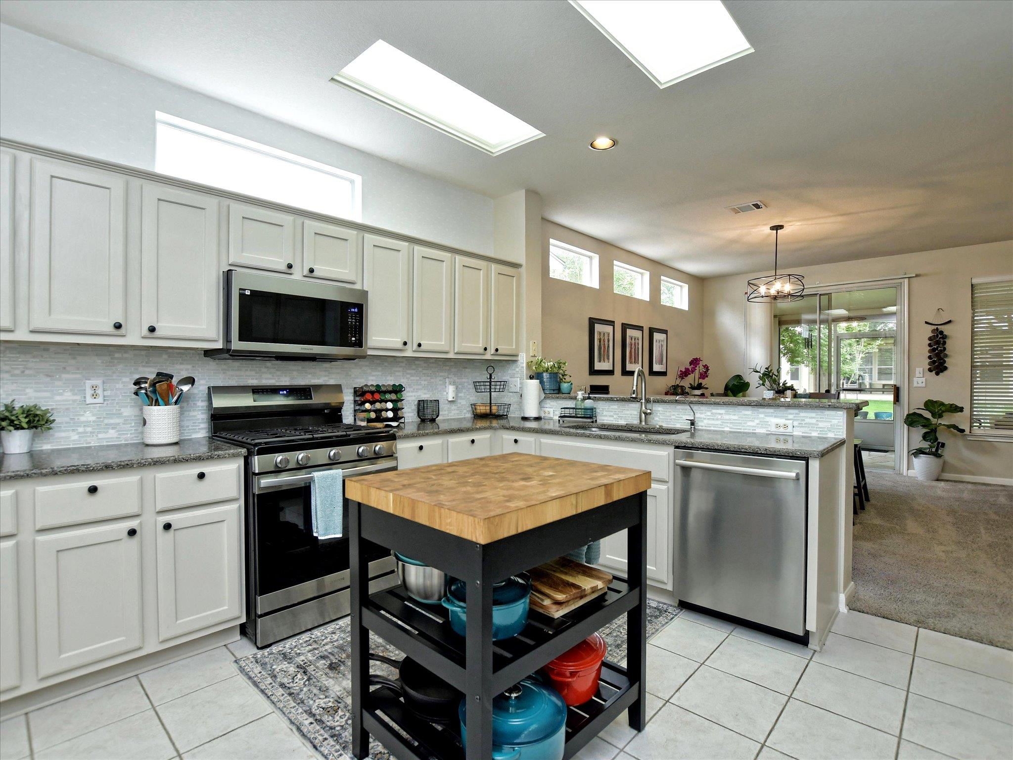 116 Running Water St, Georgetown, TX 78633