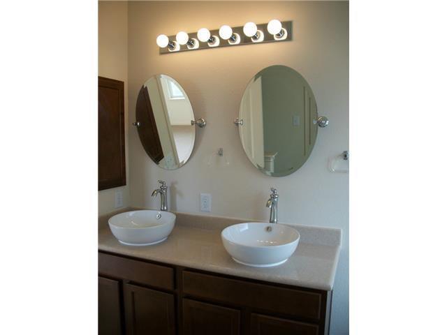 2021 Nestlewood Dr, Austin, TX 78754