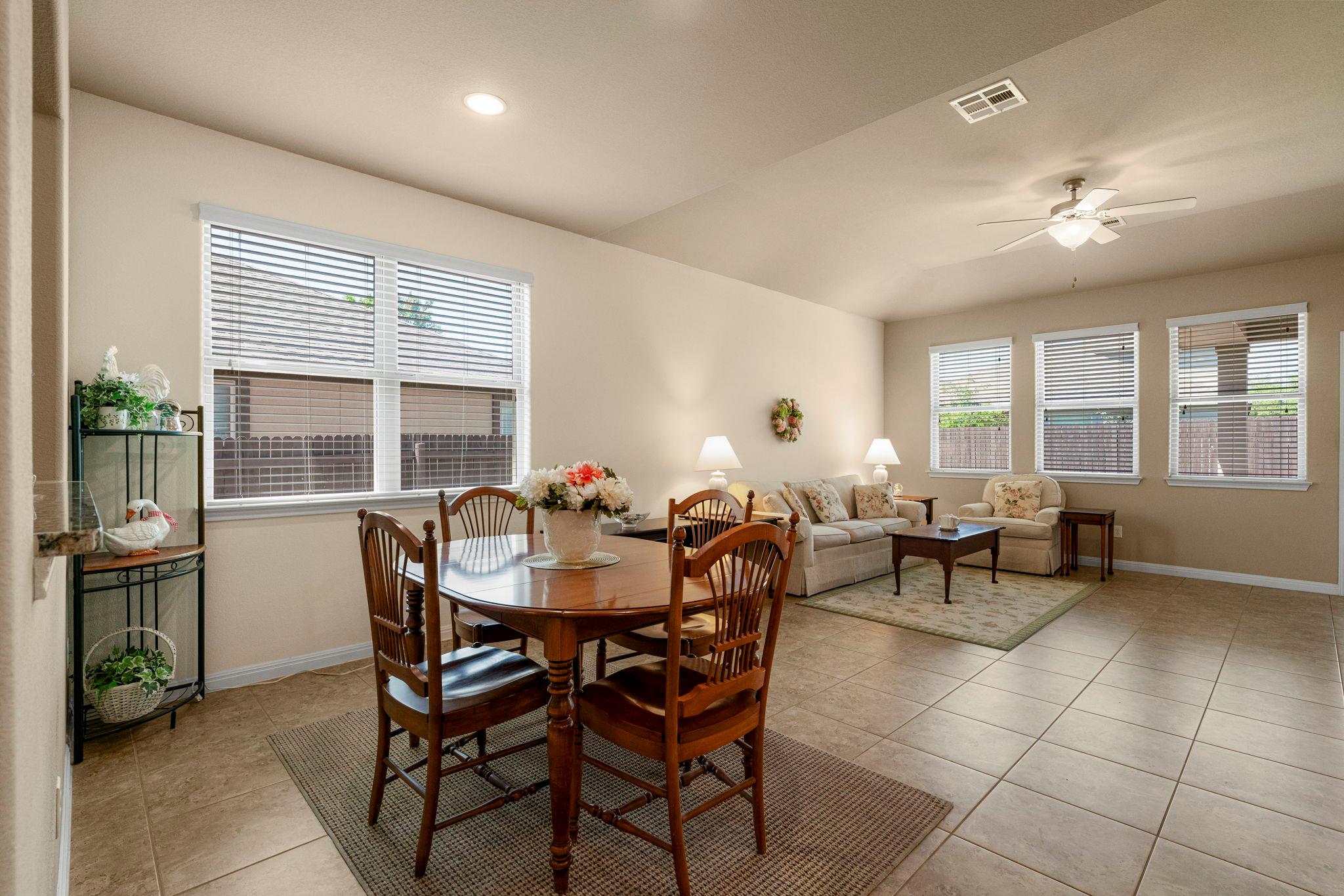 140 Brockston Dr, Buda, TX 78610