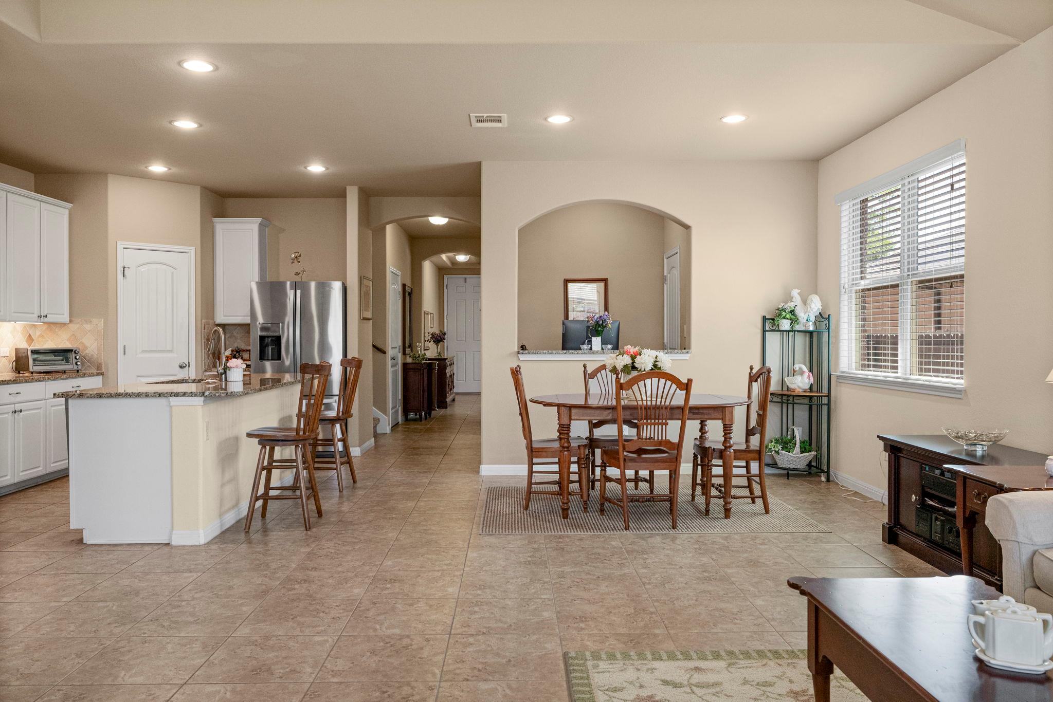 140 Brockston Dr, Buda, TX 78610