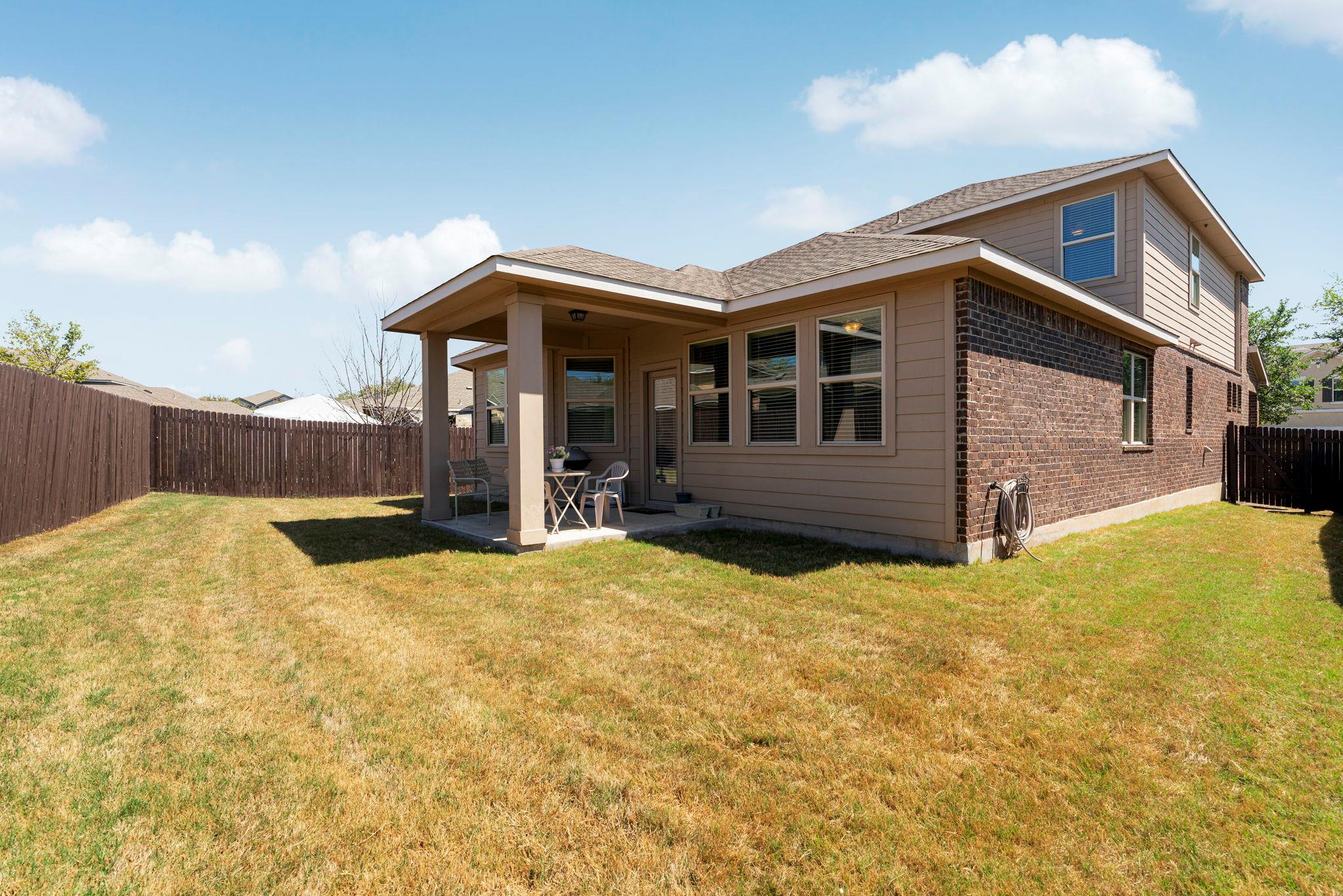 140 Brockston Dr, Buda, TX 78610