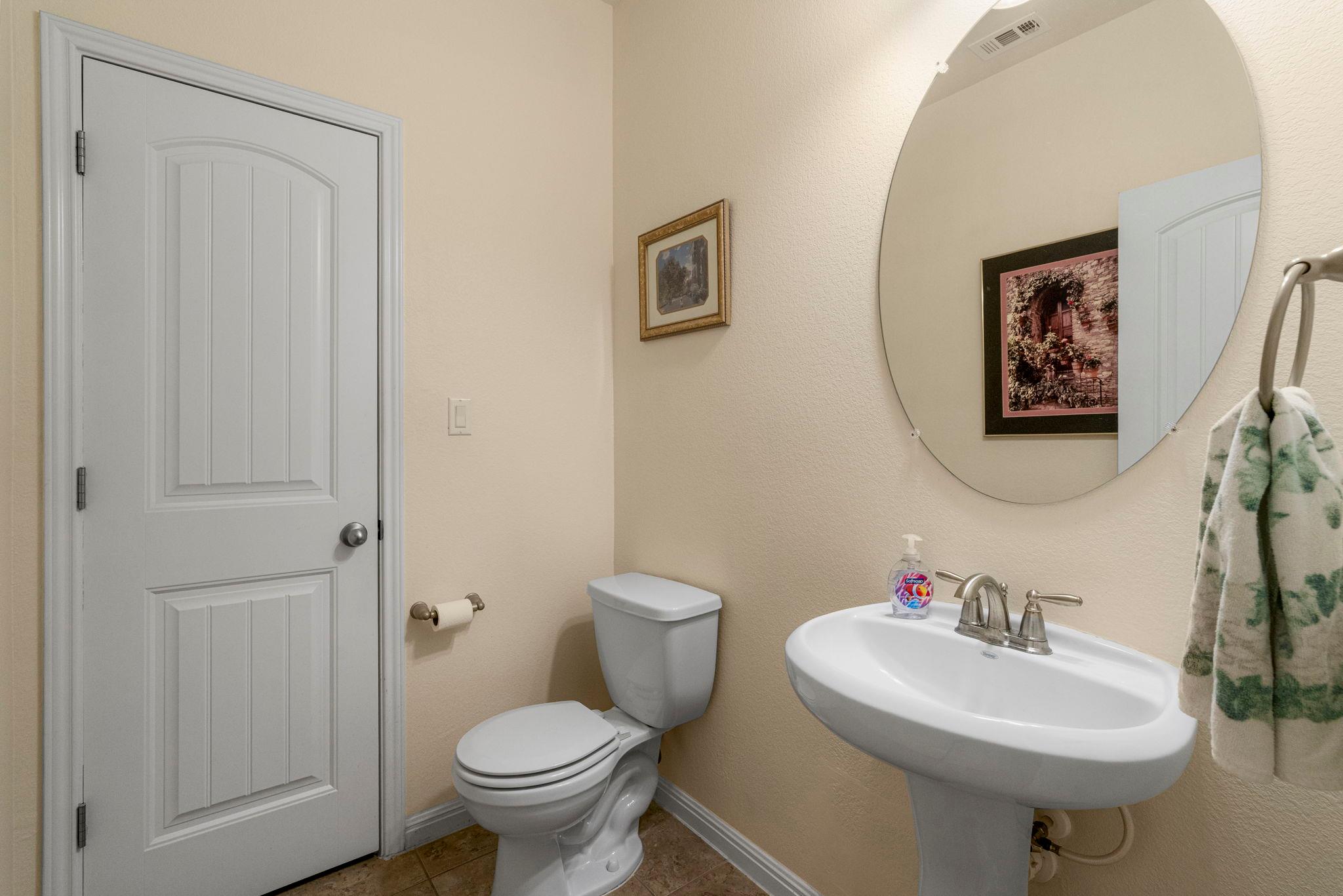 140 Brockston Dr, Buda, TX 78610