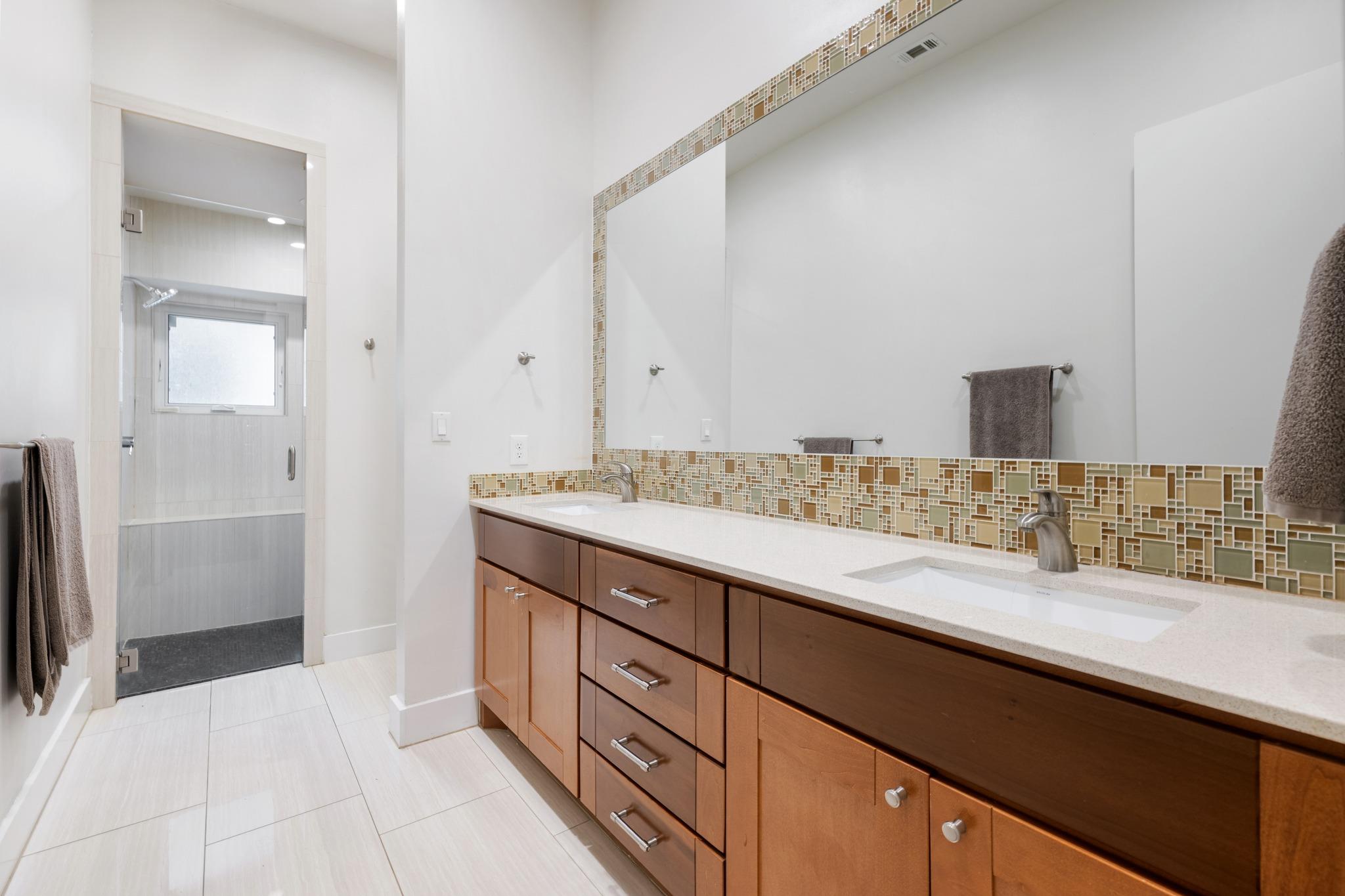 4904 Duval St # A, Austin, TX 78751