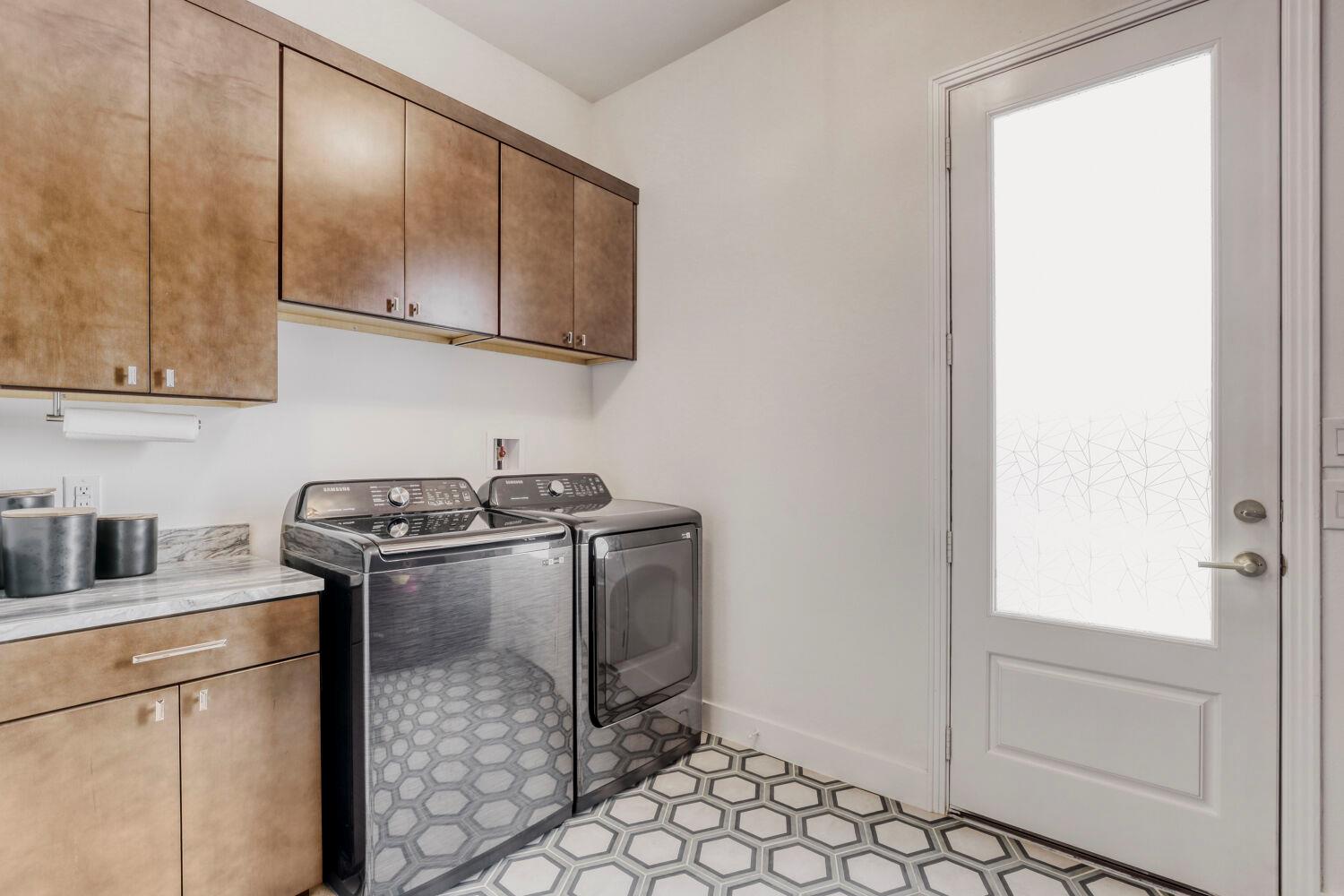 108 Tambra Lea Ln, Liberty Hill, TX 78642