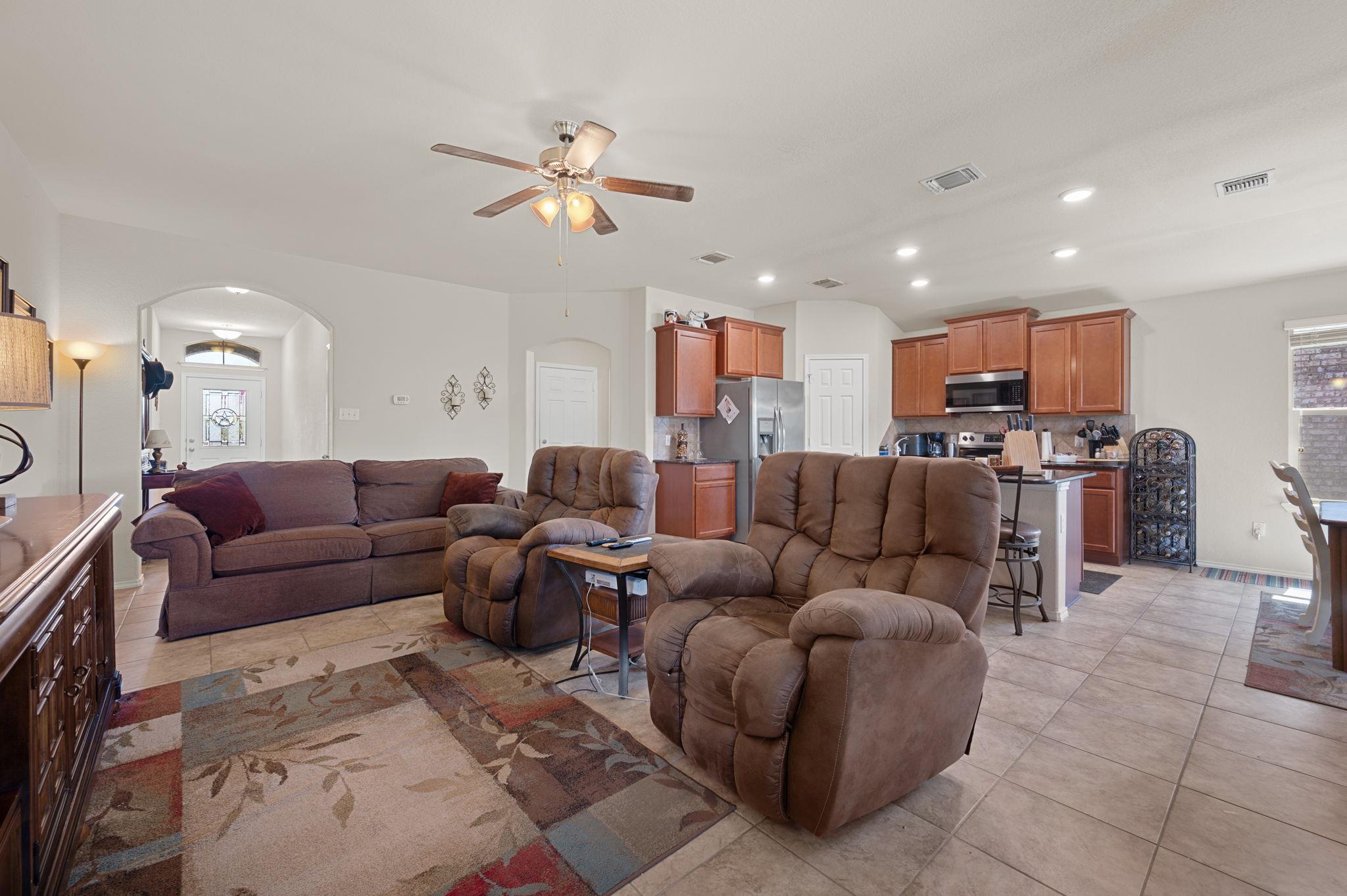 6208 Tess Rd, Temple, TX 76502