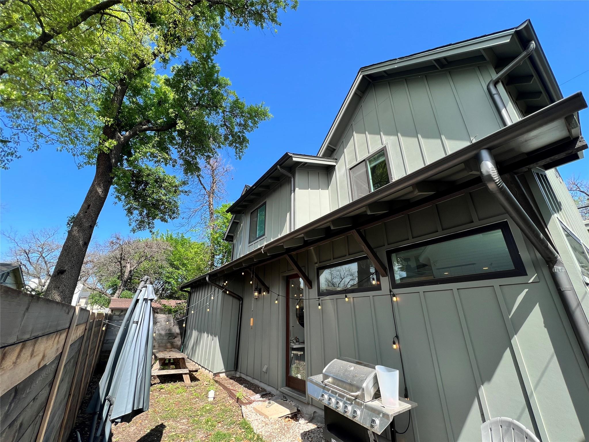 1806 Haskell # 2, Austin, TX 78702
