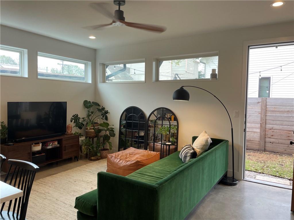 1806 Haskell # 2, Austin, TX 78702