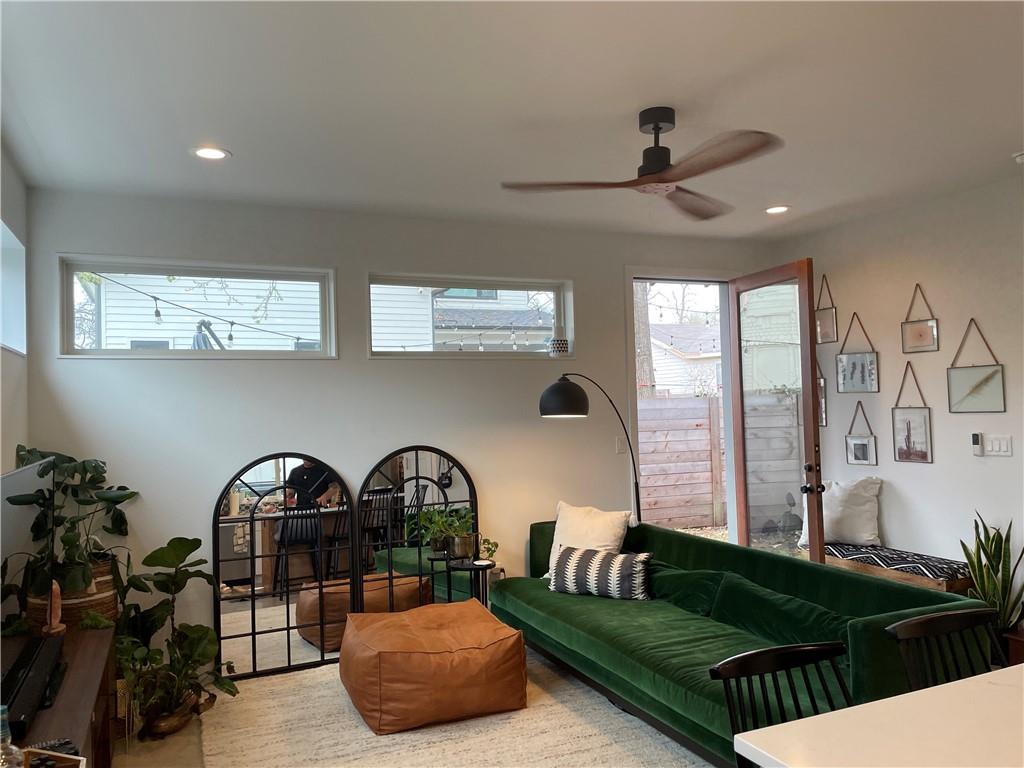 1806 Haskell # 2, Austin, TX 78702