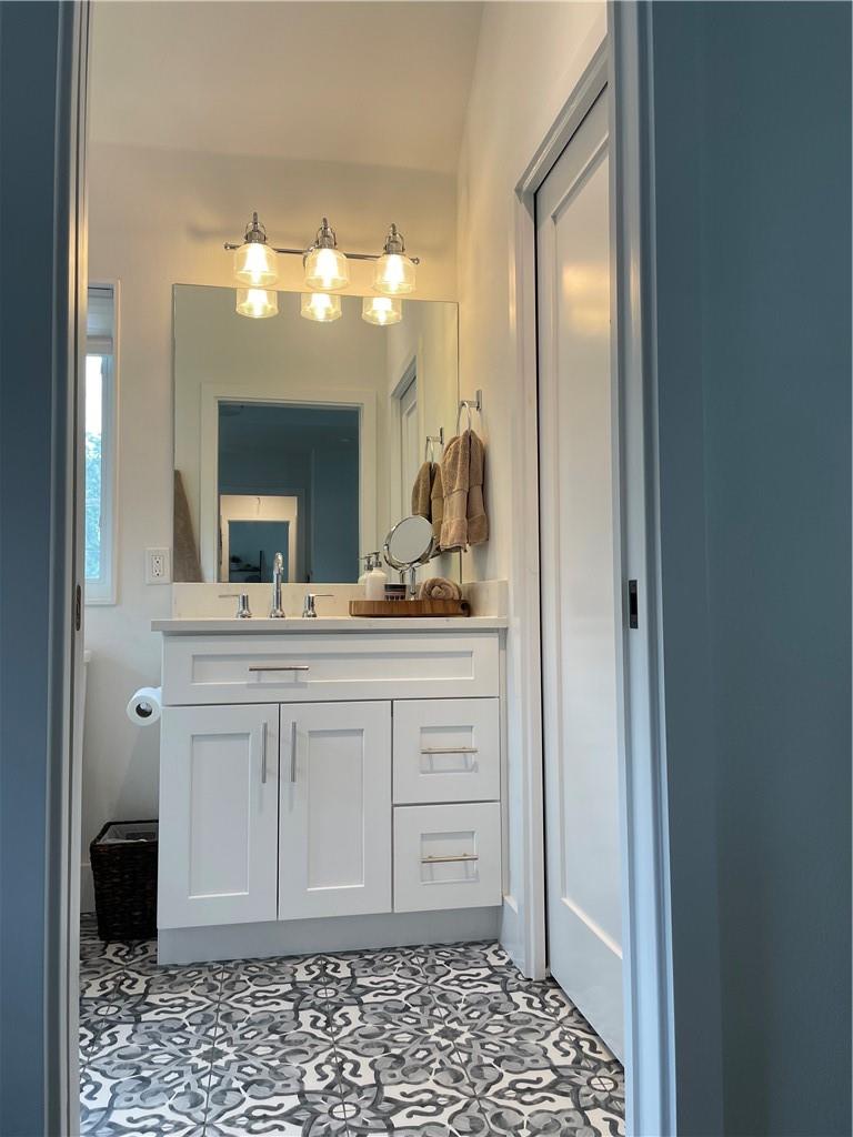 1806 Haskell # 2, Austin, TX 78702