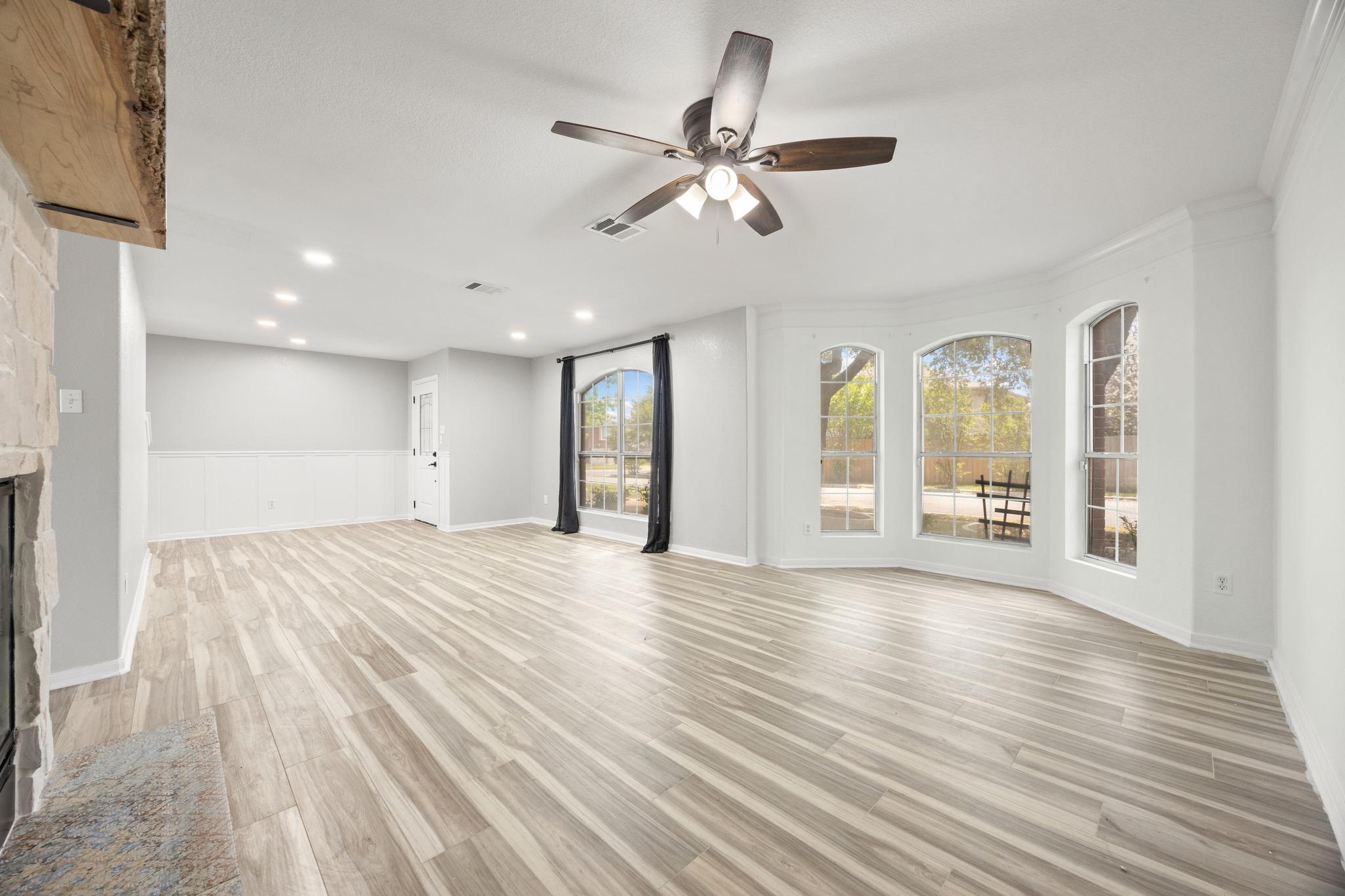 1516 Lorson Loop, Round Rock, TX 78665