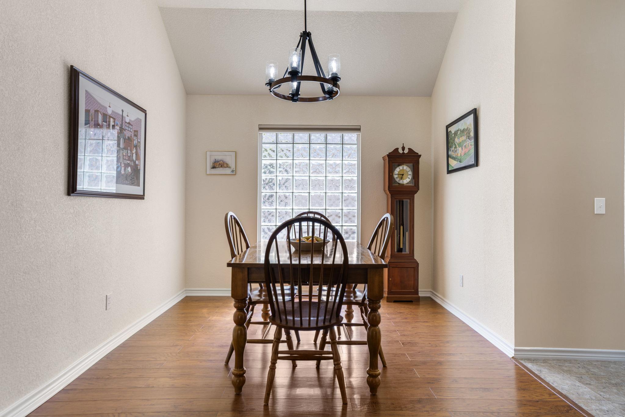 124 Village Dr, Georgetown, TX 78628