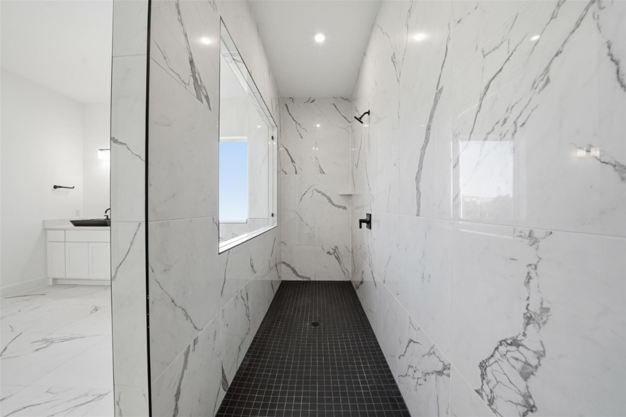 2413 Vittoria Vw, Leander, TX 78641