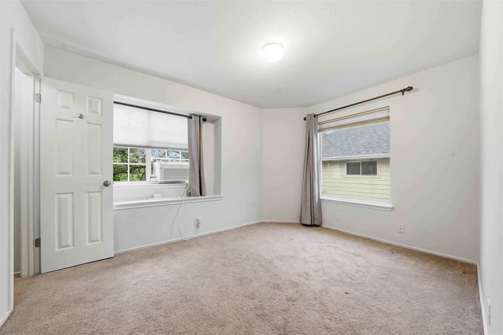 5801 Marchmont Ln, Austin, TX 78749