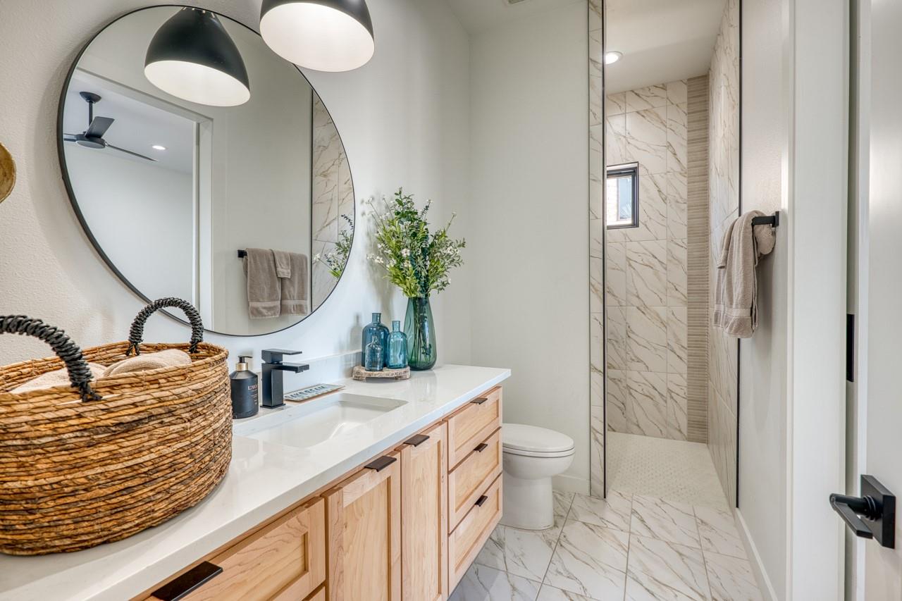 110 Clearwater Dr, Kingsland, TX 78639