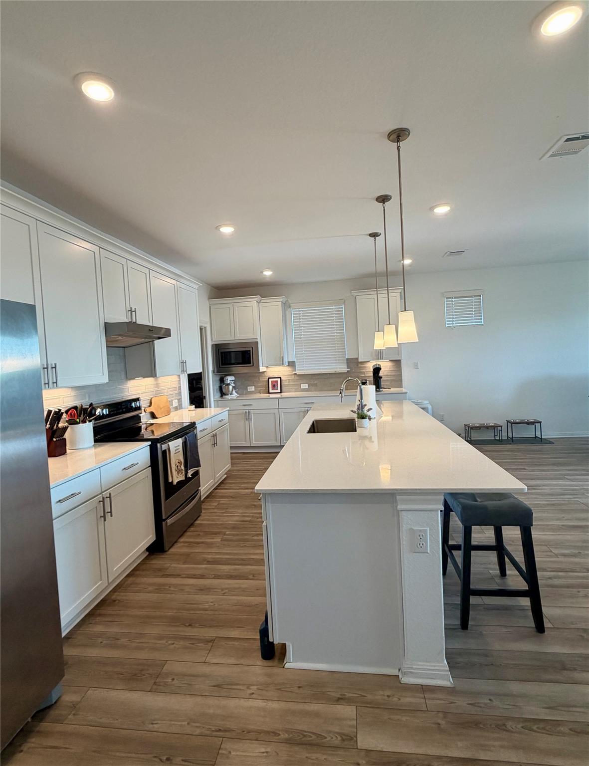 193 Slenderleaf Dr, Marble Falls, TX 78654