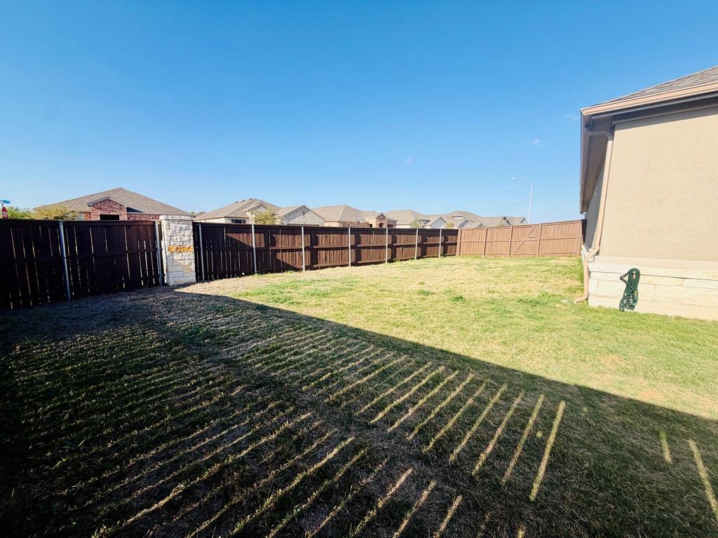 193 Slenderleaf Dr, Marble Falls, TX 78654