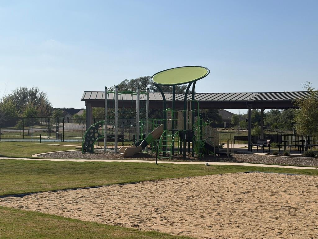 193 Slenderleaf Dr, Marble Falls, TX 78654