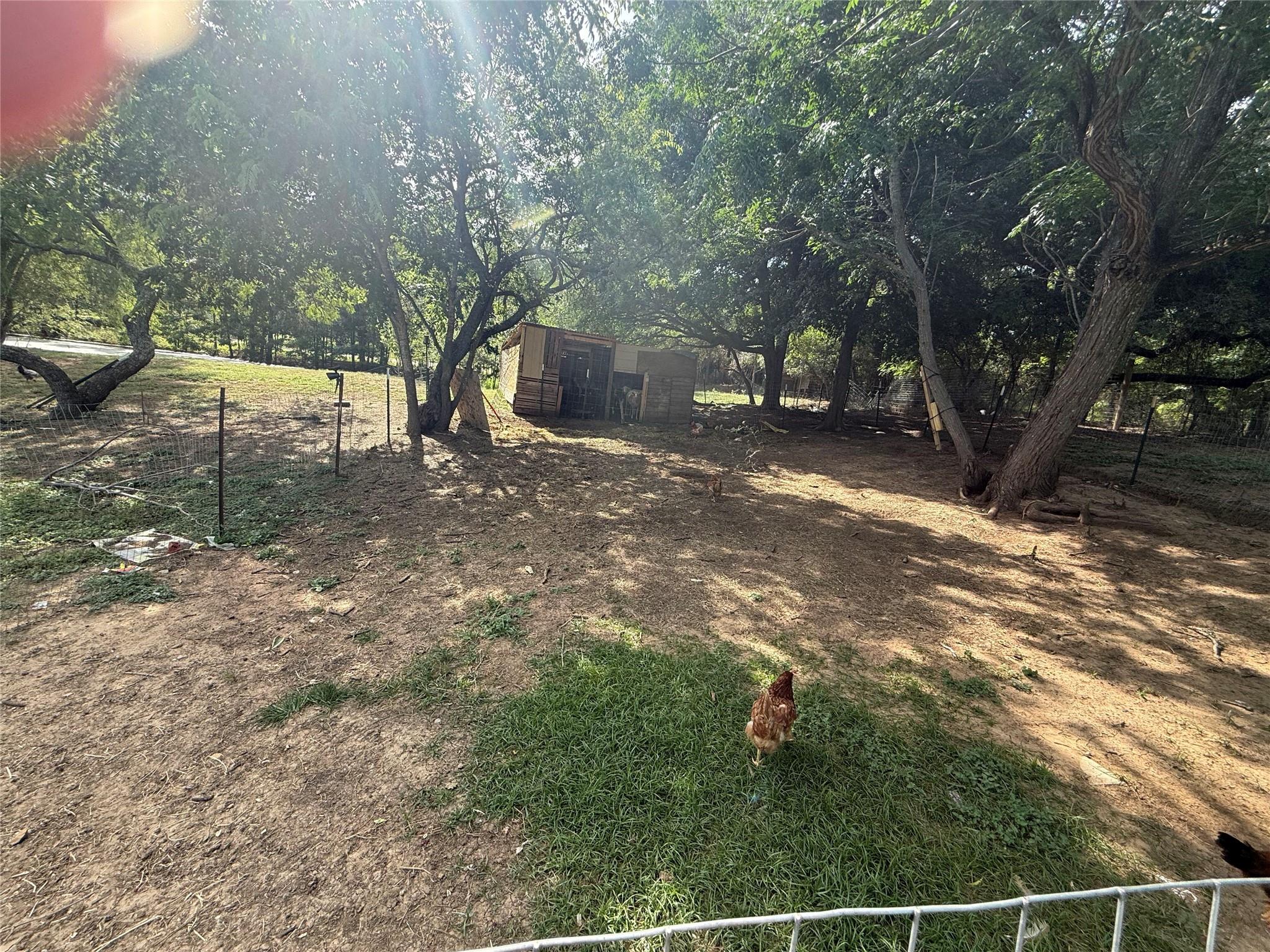 968 Red Town Rd, Elgin, TX 78621