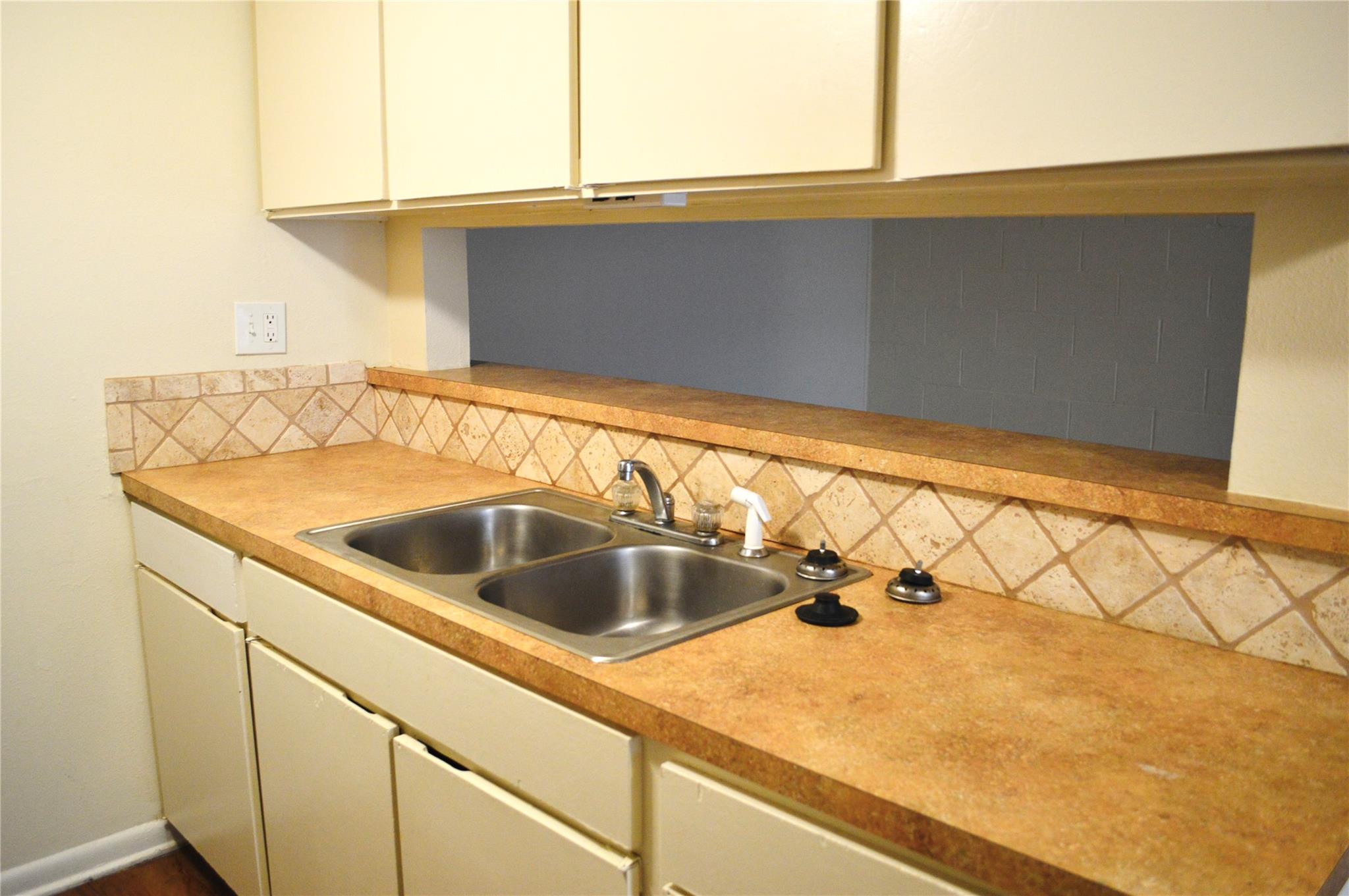 4709 Harmon Ave # 409, Austin, TX 78751