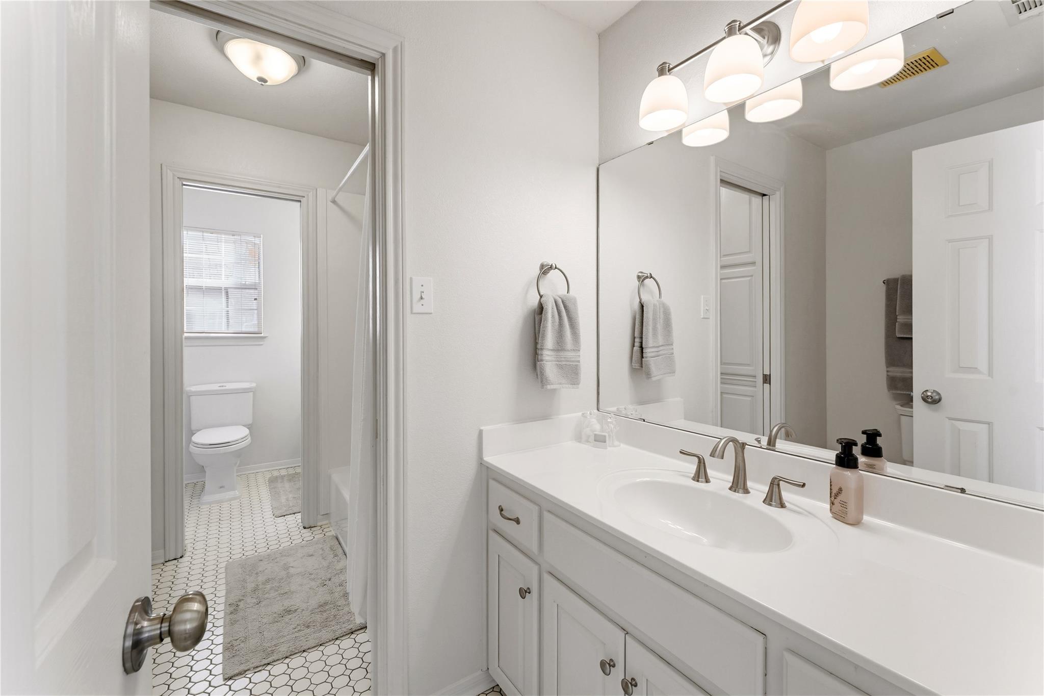 3401 Chisholm Trl, Salado, TX 76571